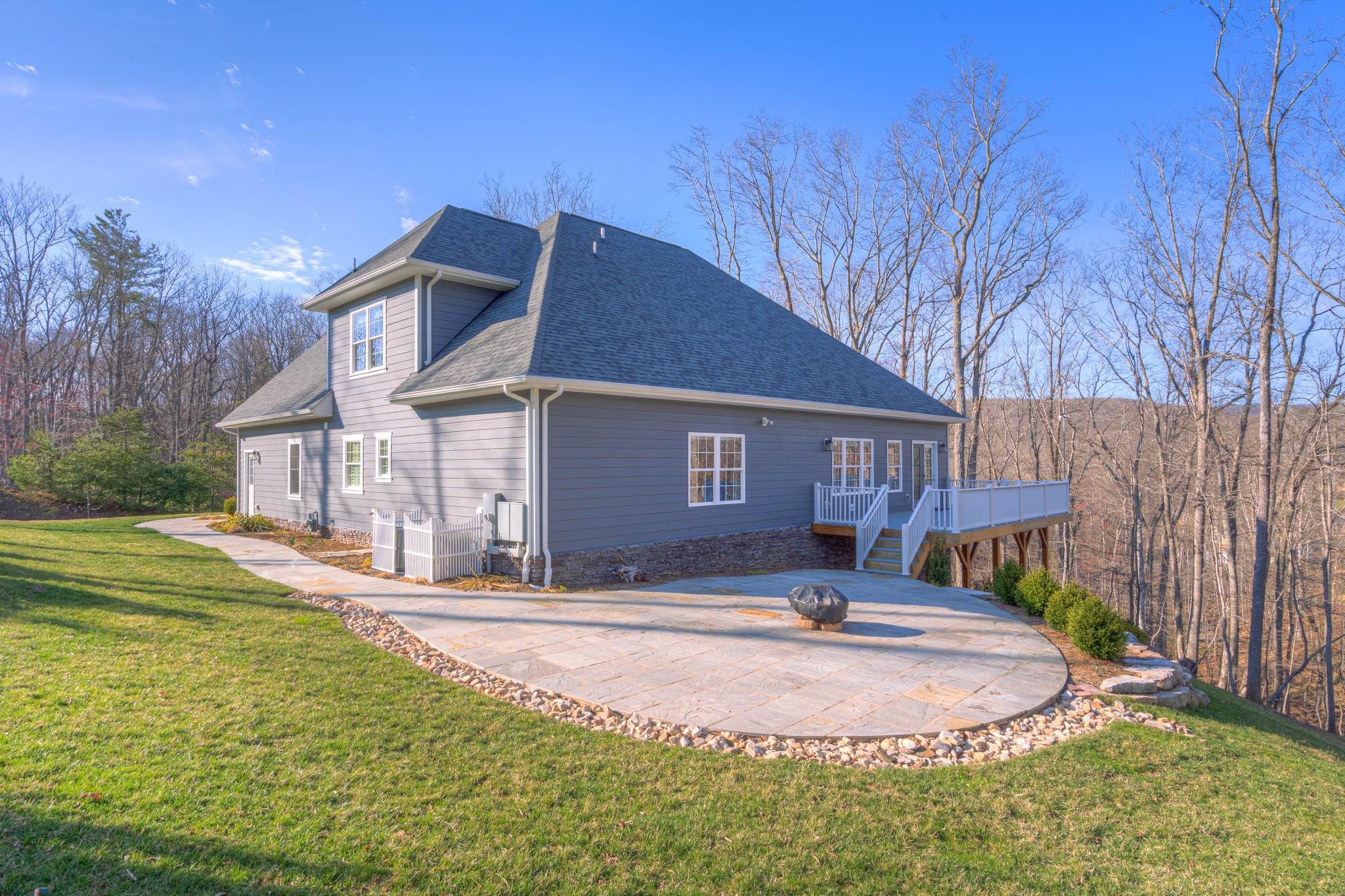 860 Coalwood Way