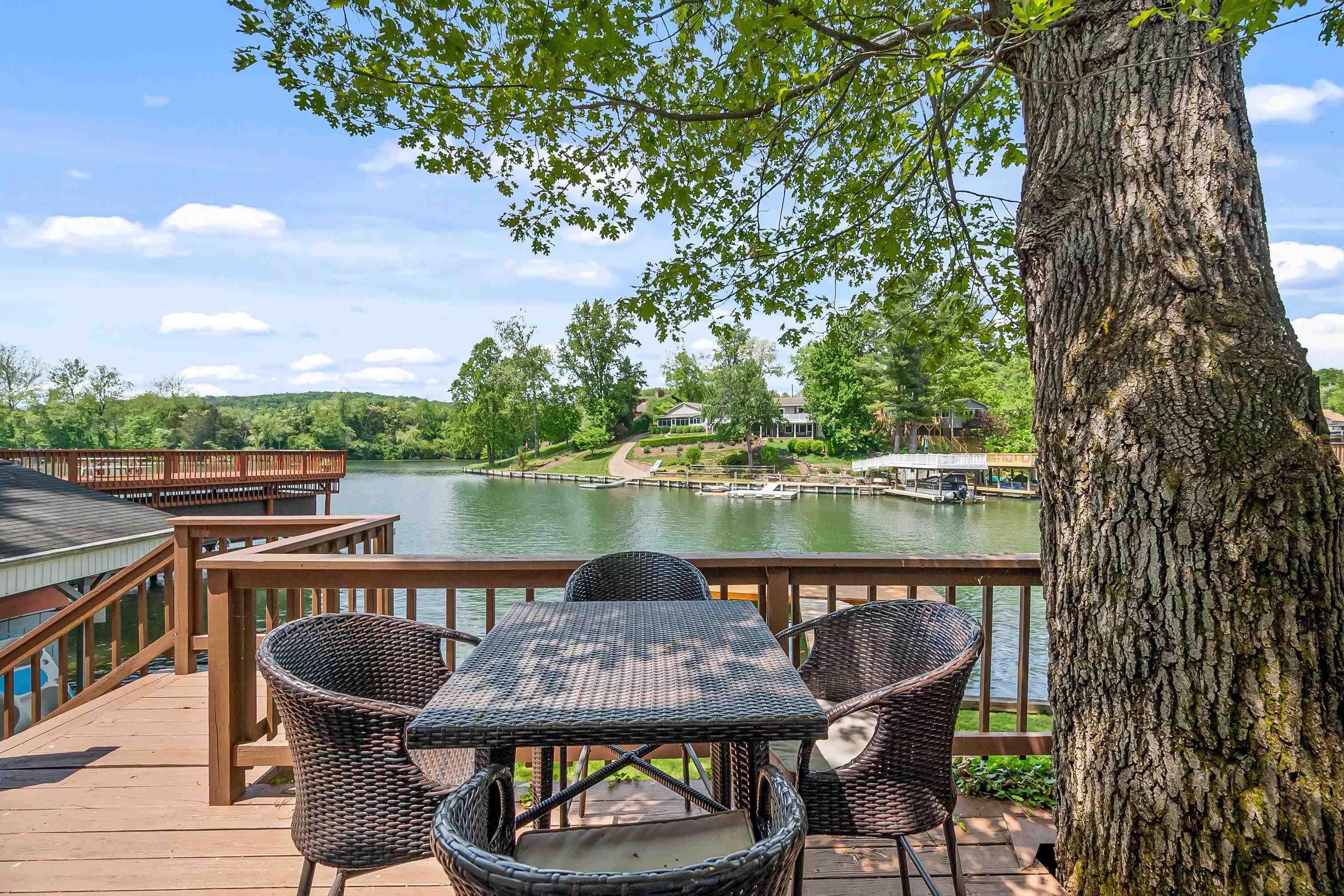 7143 Whipporwill Way