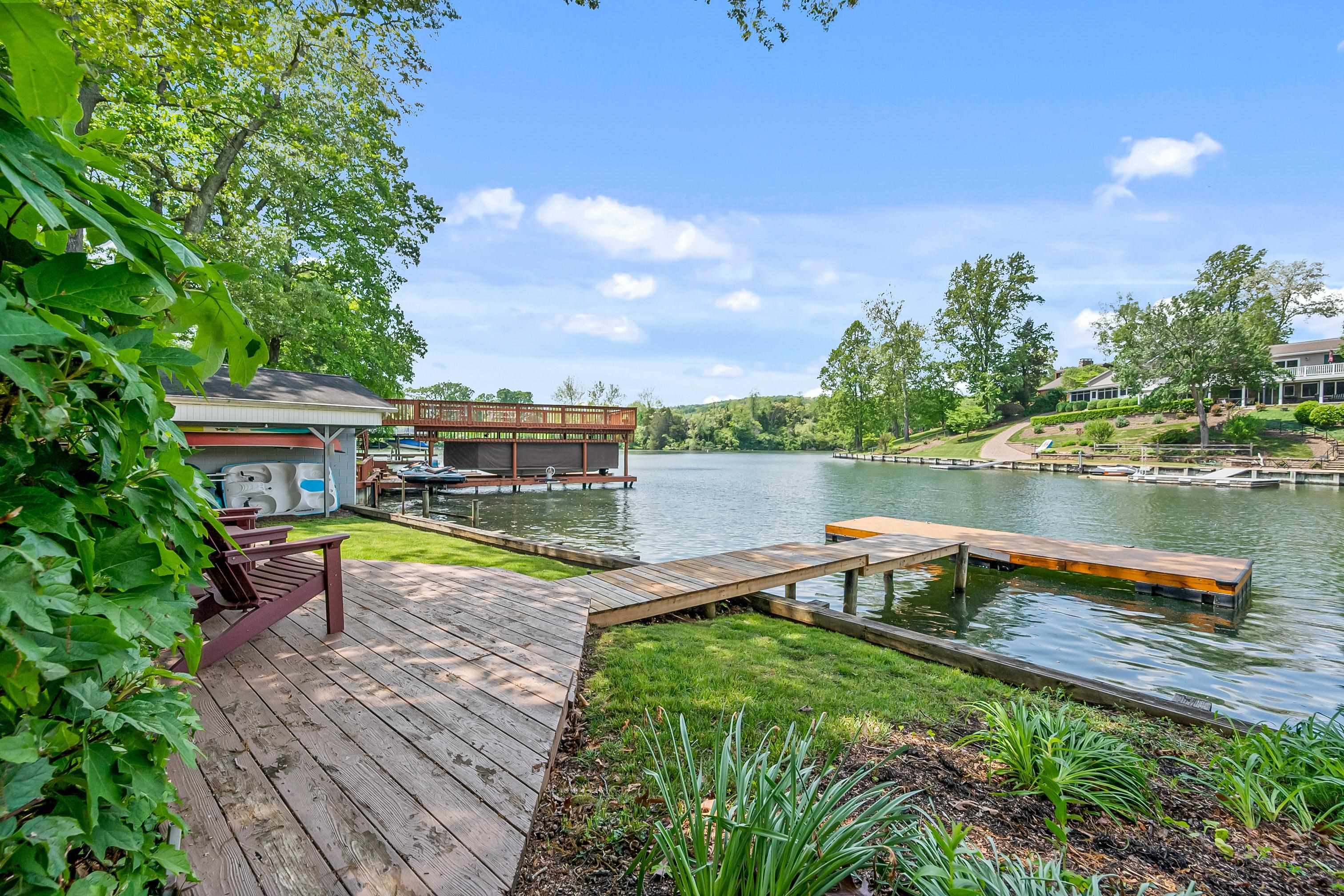 7143 Whipporwill Way