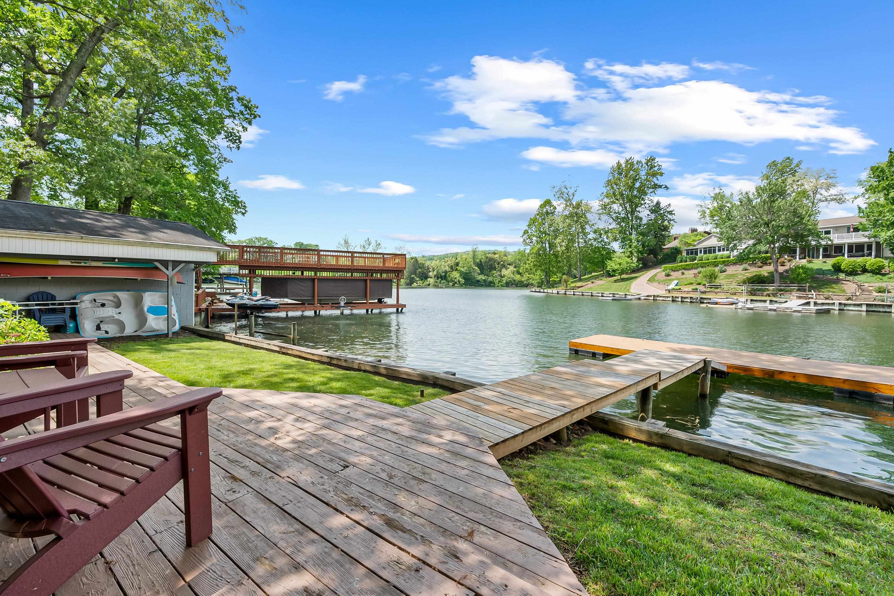 7143 Whipporwill Way