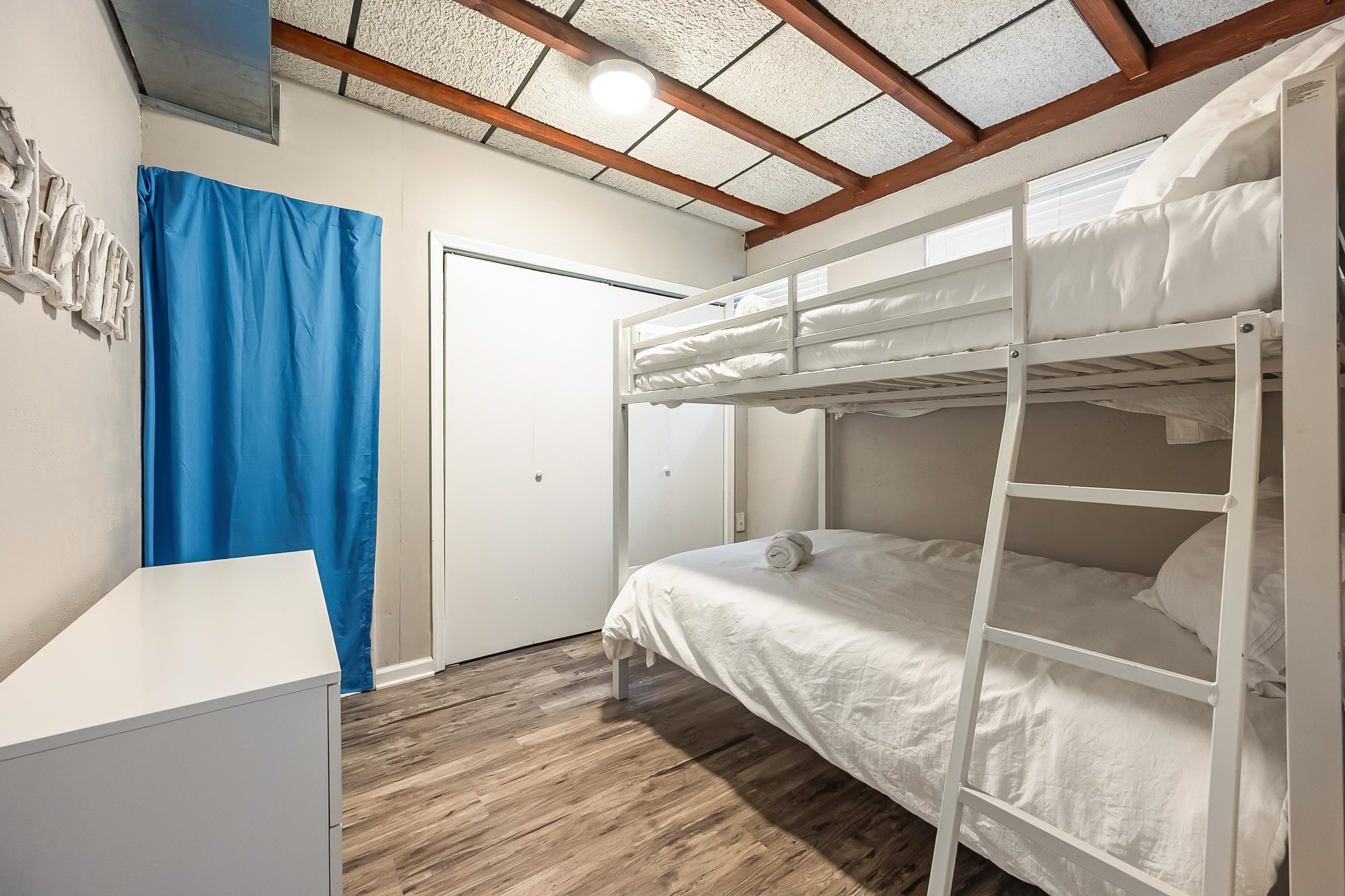 7143 Whipporwill Way