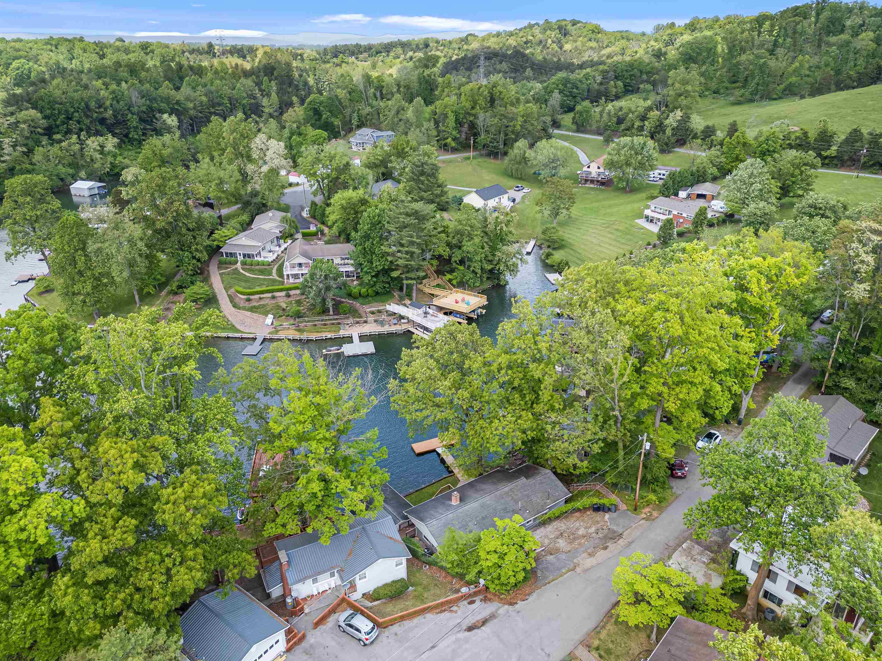 7143 Whipporwill Way