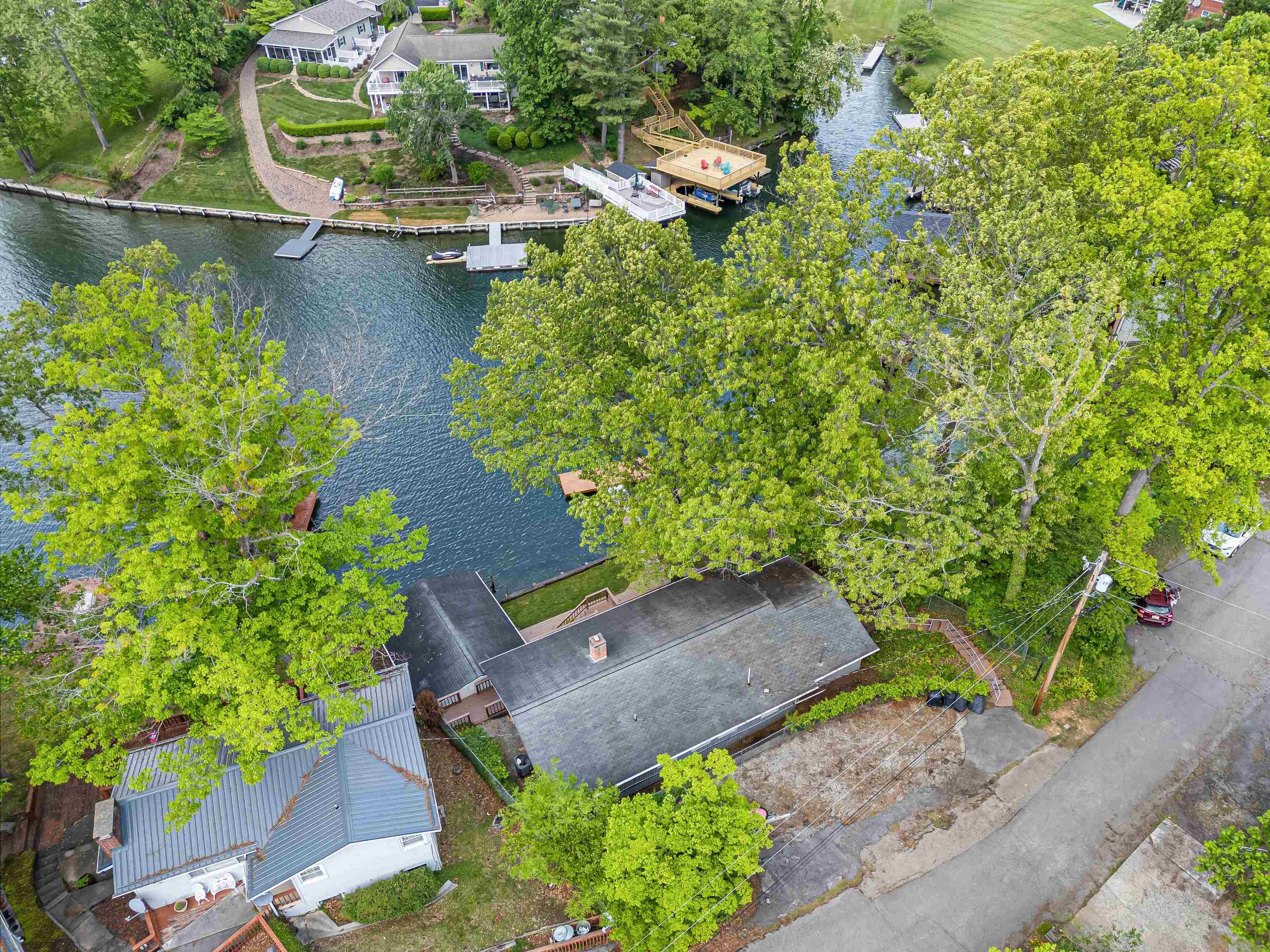 7143 Whipporwill Way