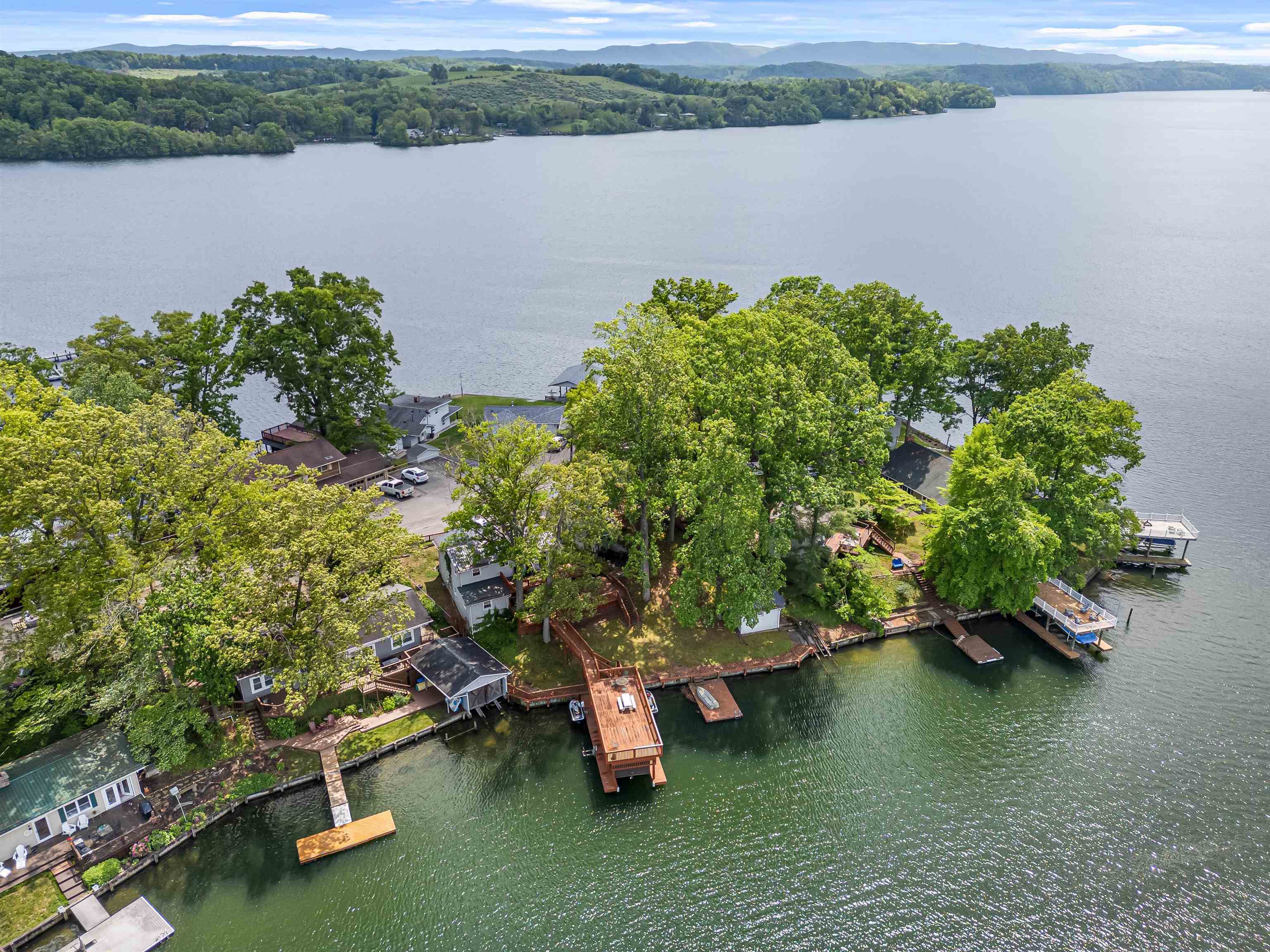 7143 Whipporwill Way