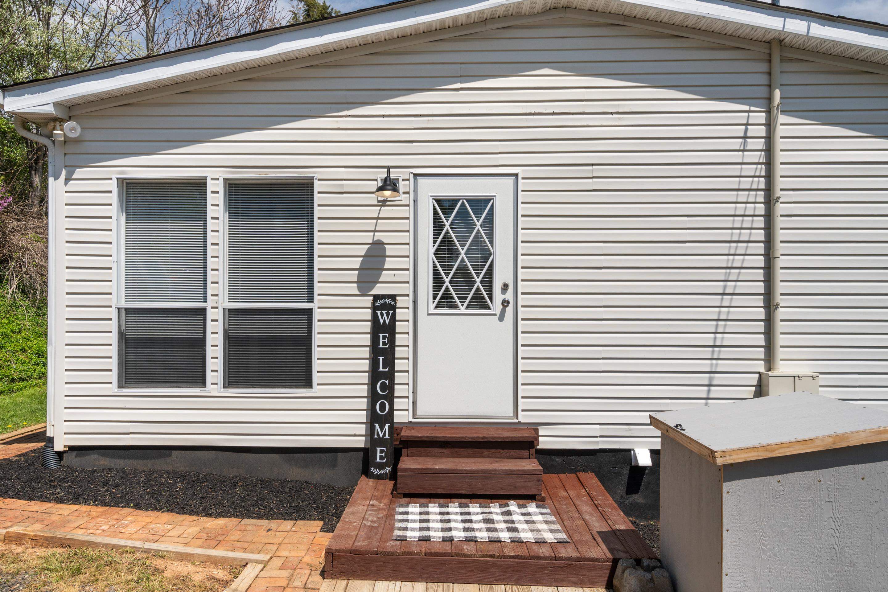 3111 NORTHFORK Road