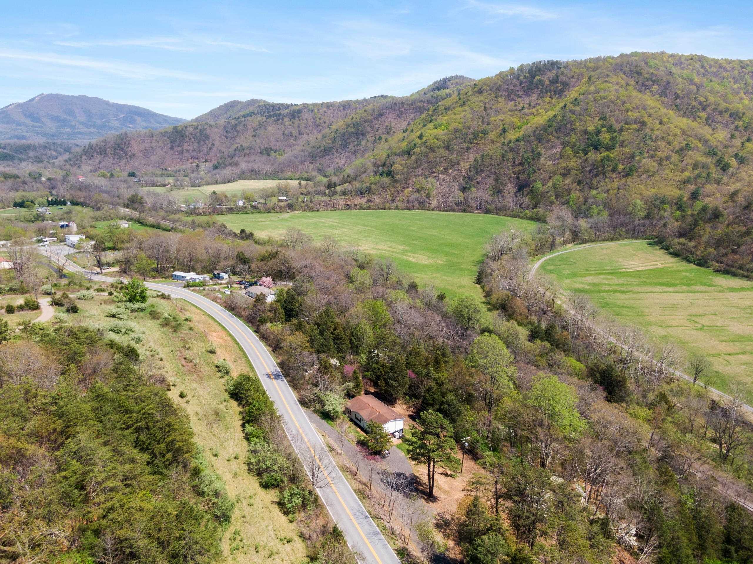 3111 NORTHFORK Road