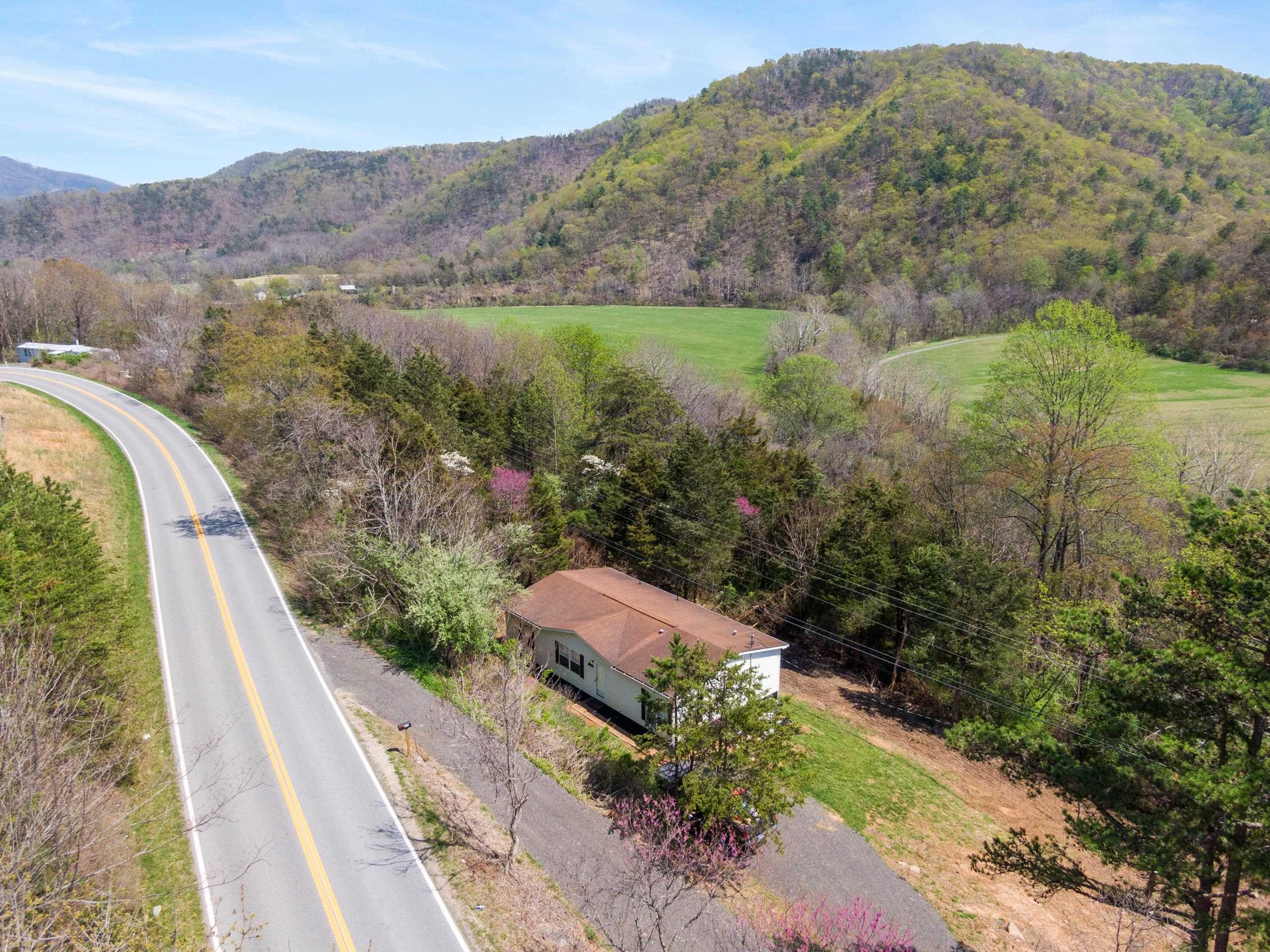 3111 NORTHFORK Road