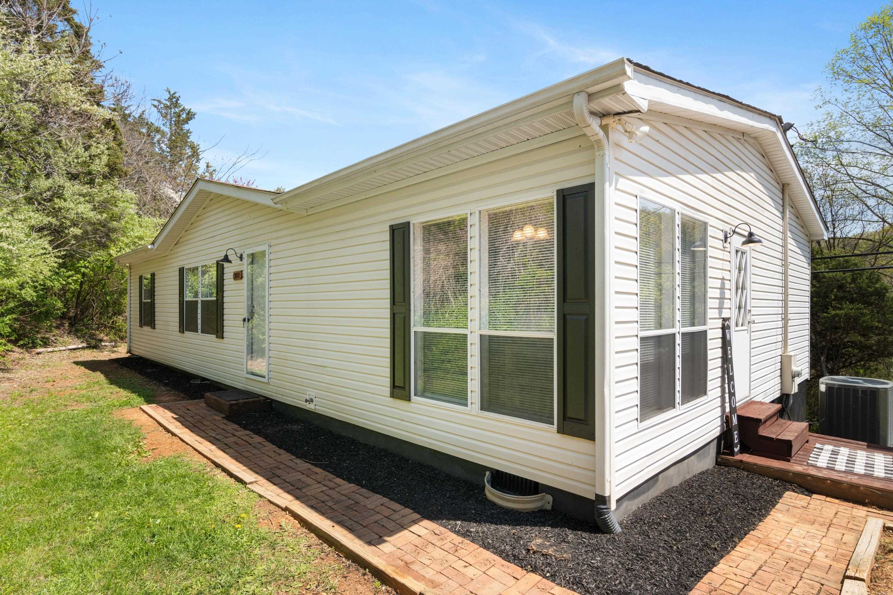3111 NORTHFORK Road