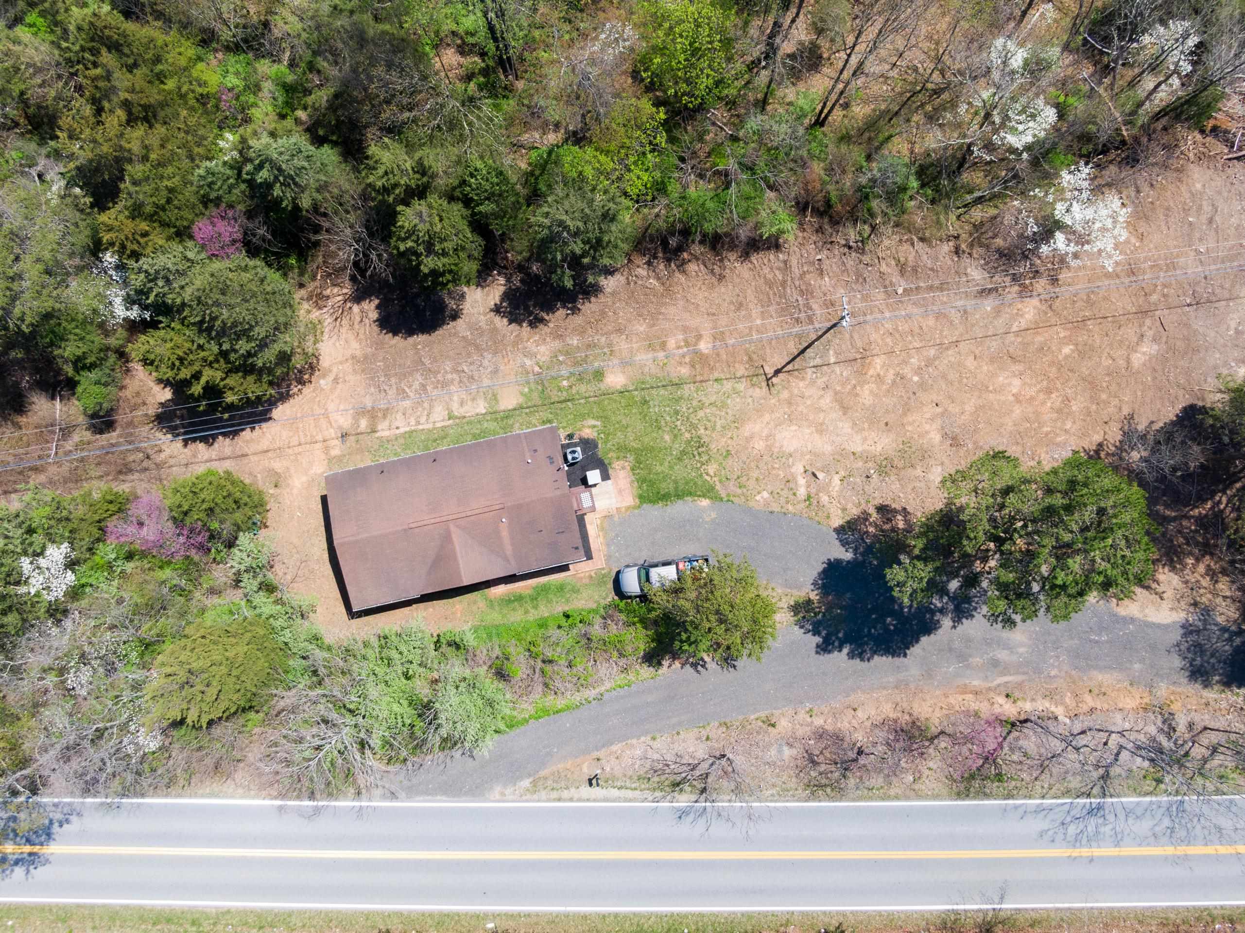 3111 NORTHFORK Road