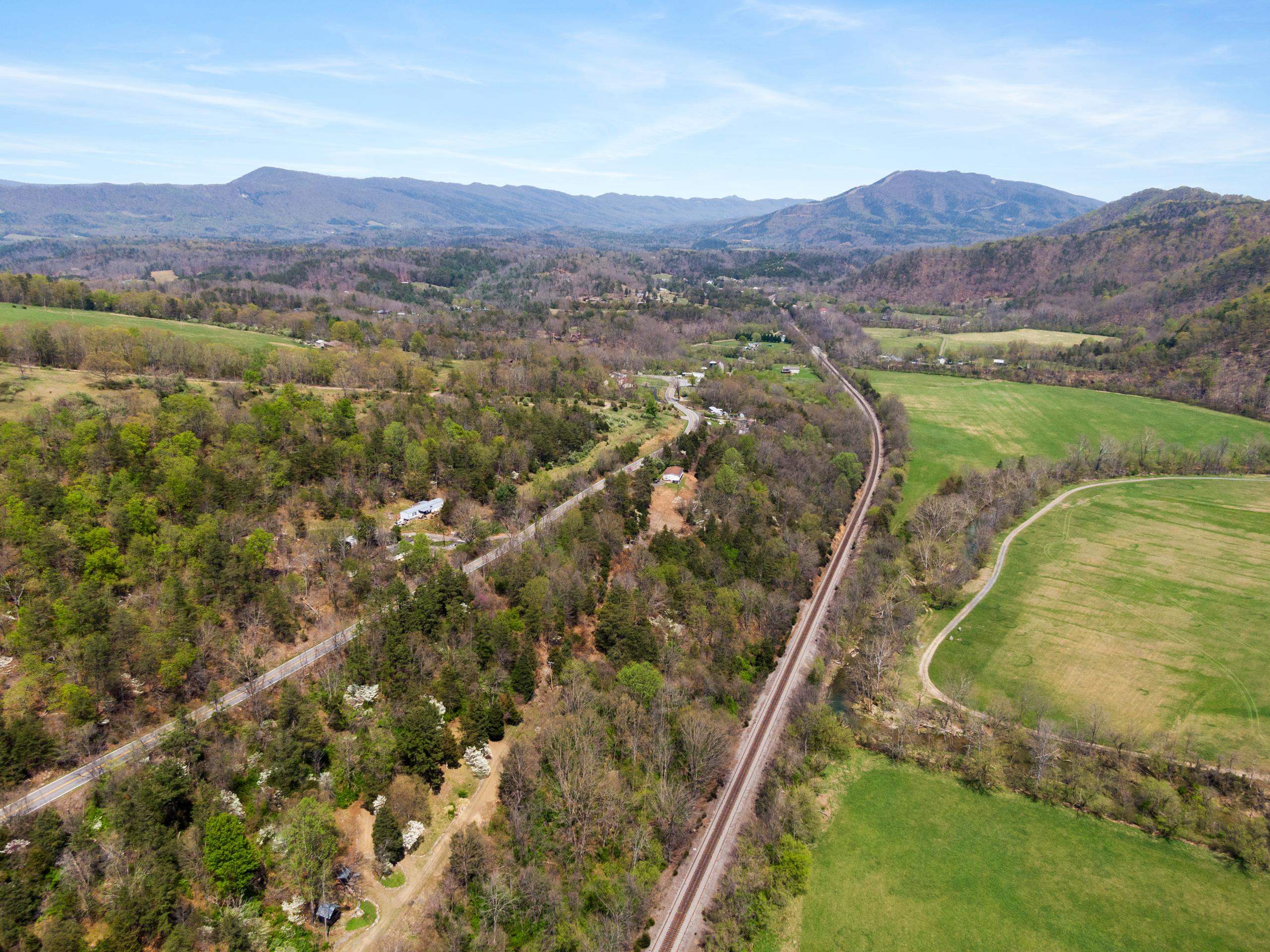 3111 NORTHFORK Road