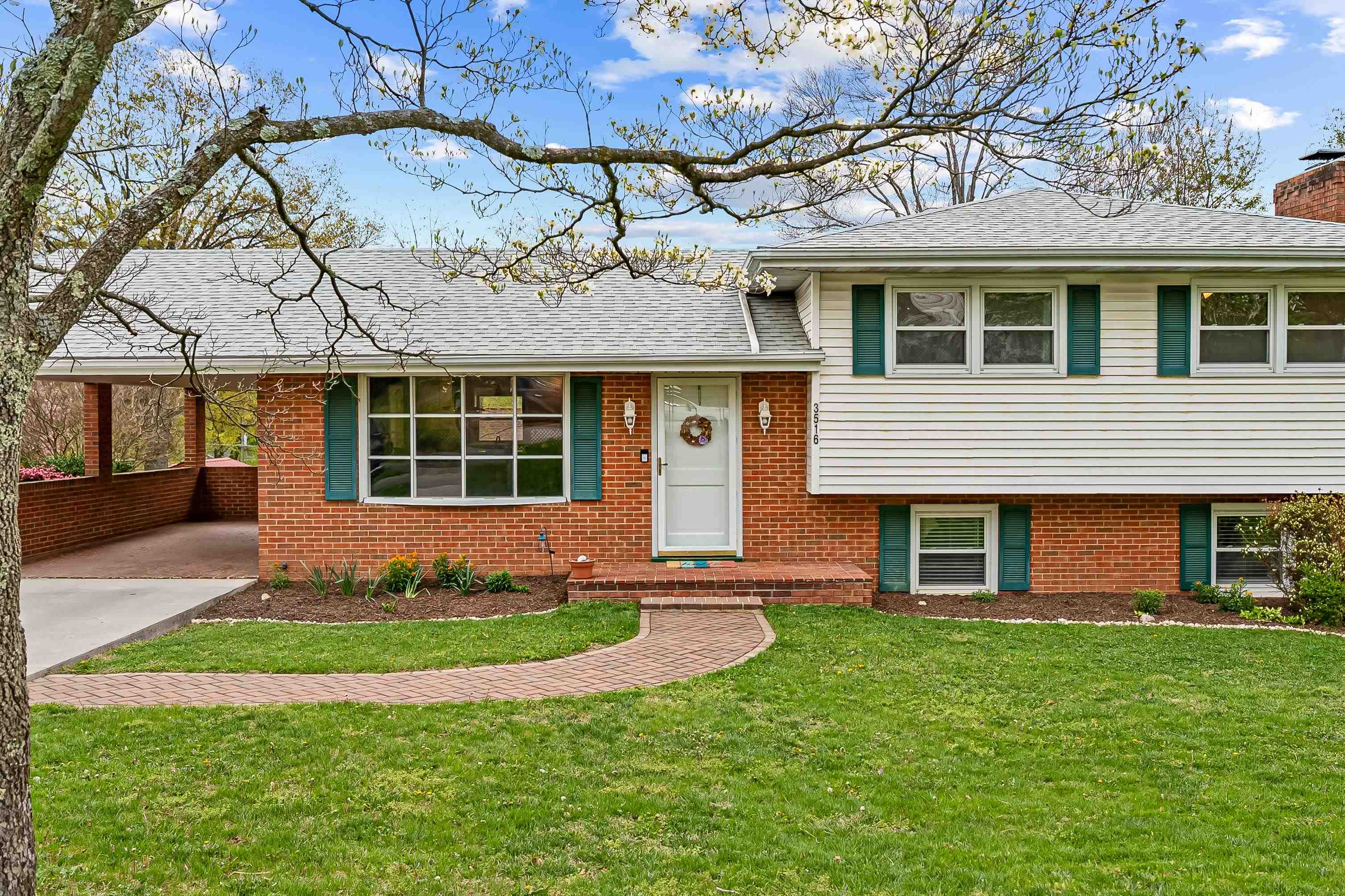 3516 Greencliff Road