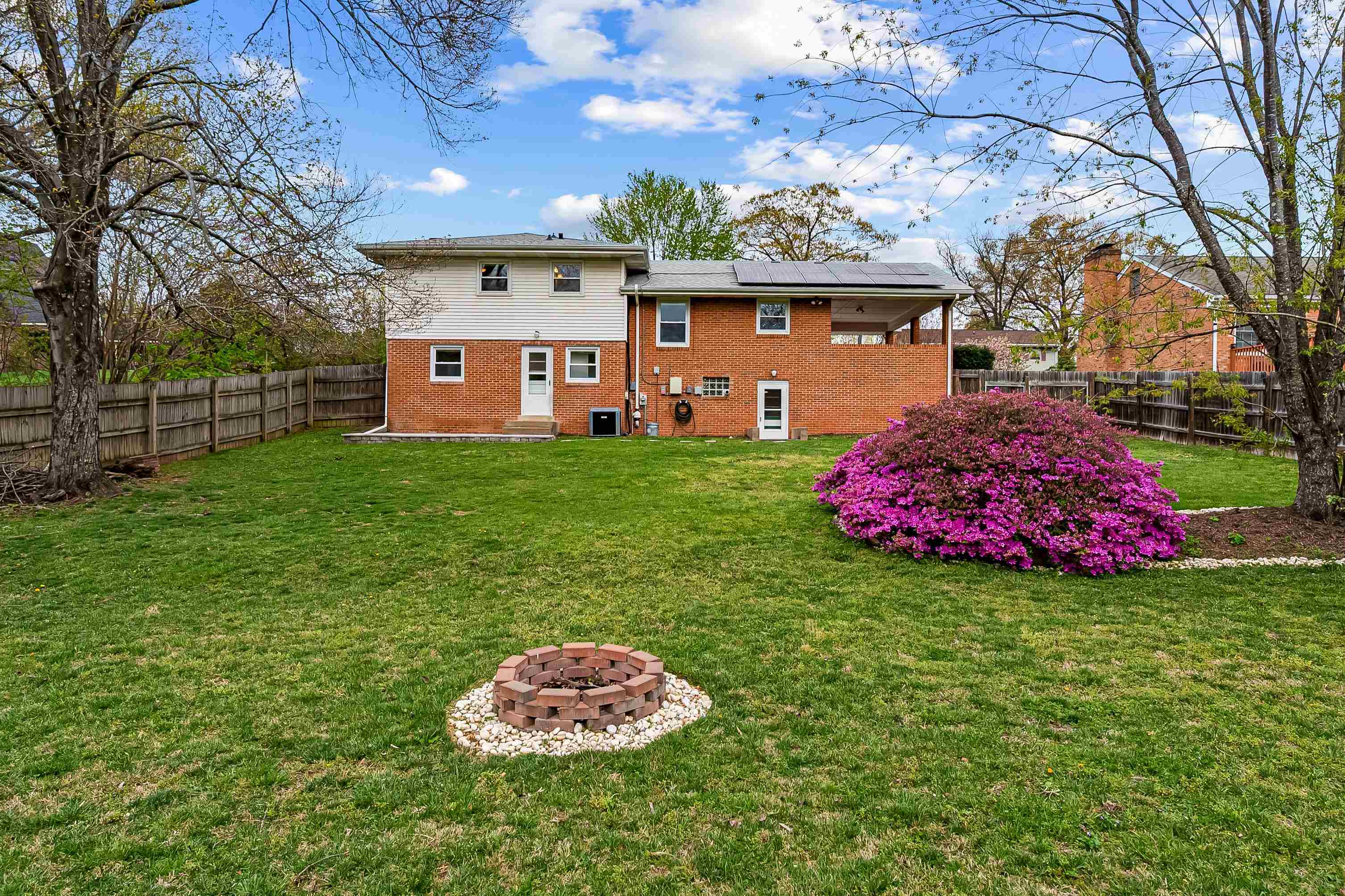 3516 Greencliff Road