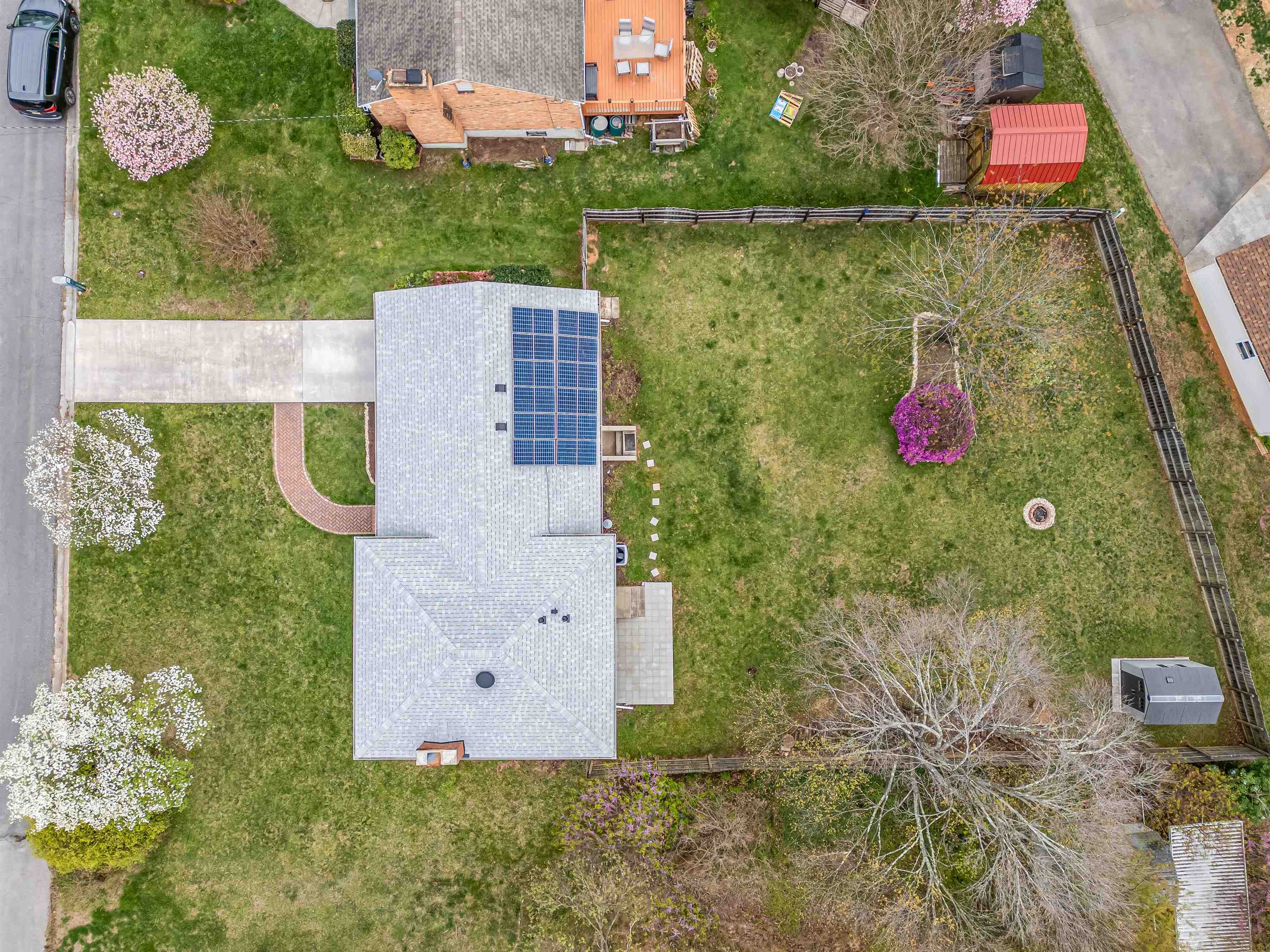 3516 Greencliff Road