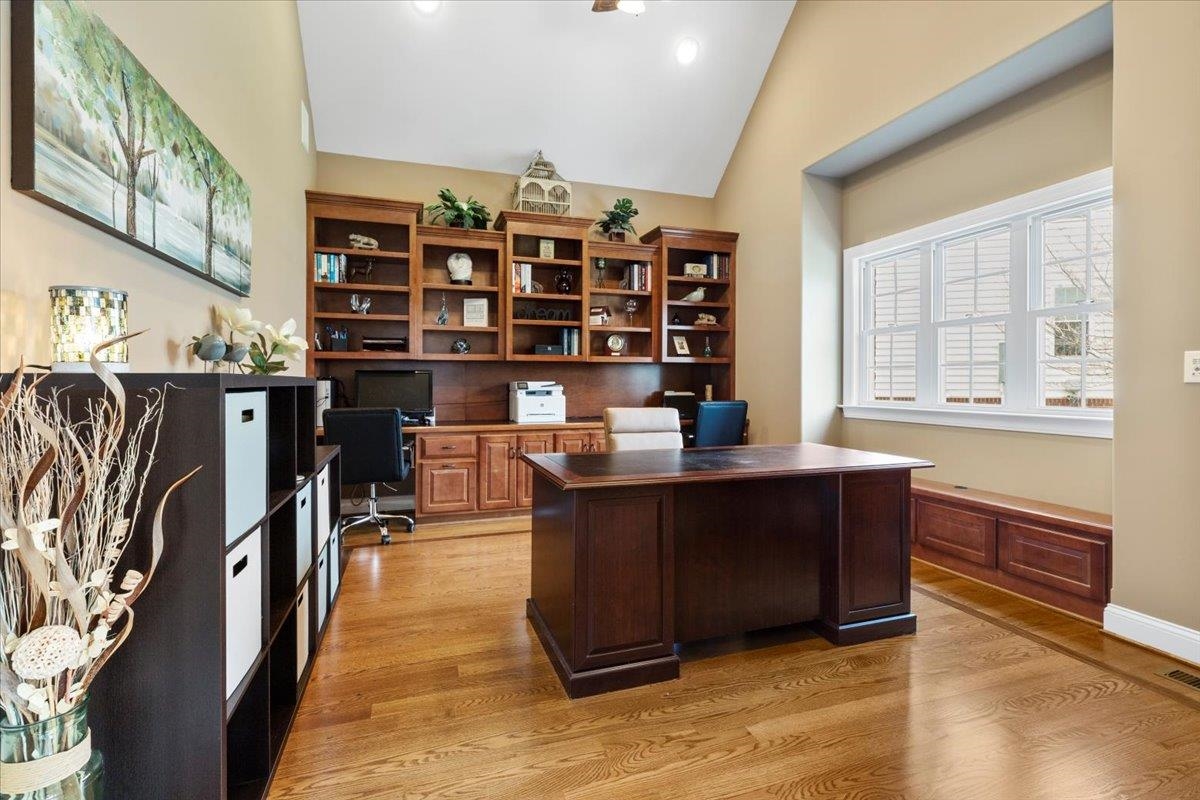 412 STERLING HEIGHTS Lane