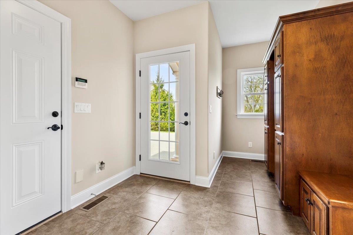 412 STERLING HEIGHTS Lane