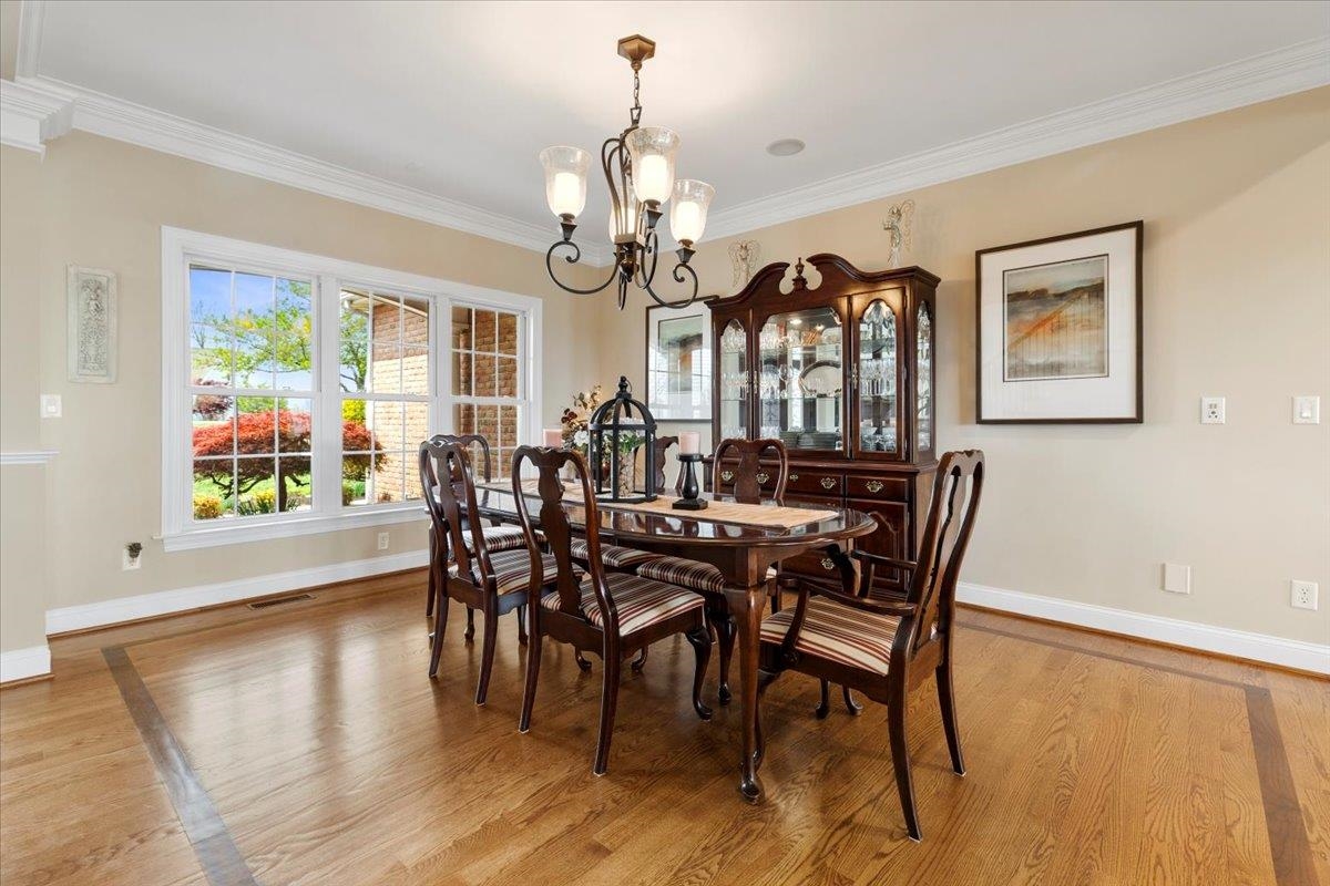 412 STERLING HEIGHTS Lane