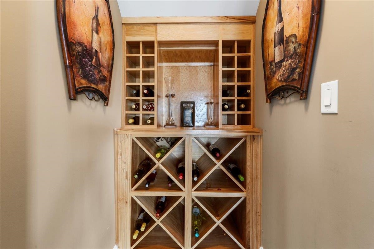 412 STERLING HEIGHTS Lane