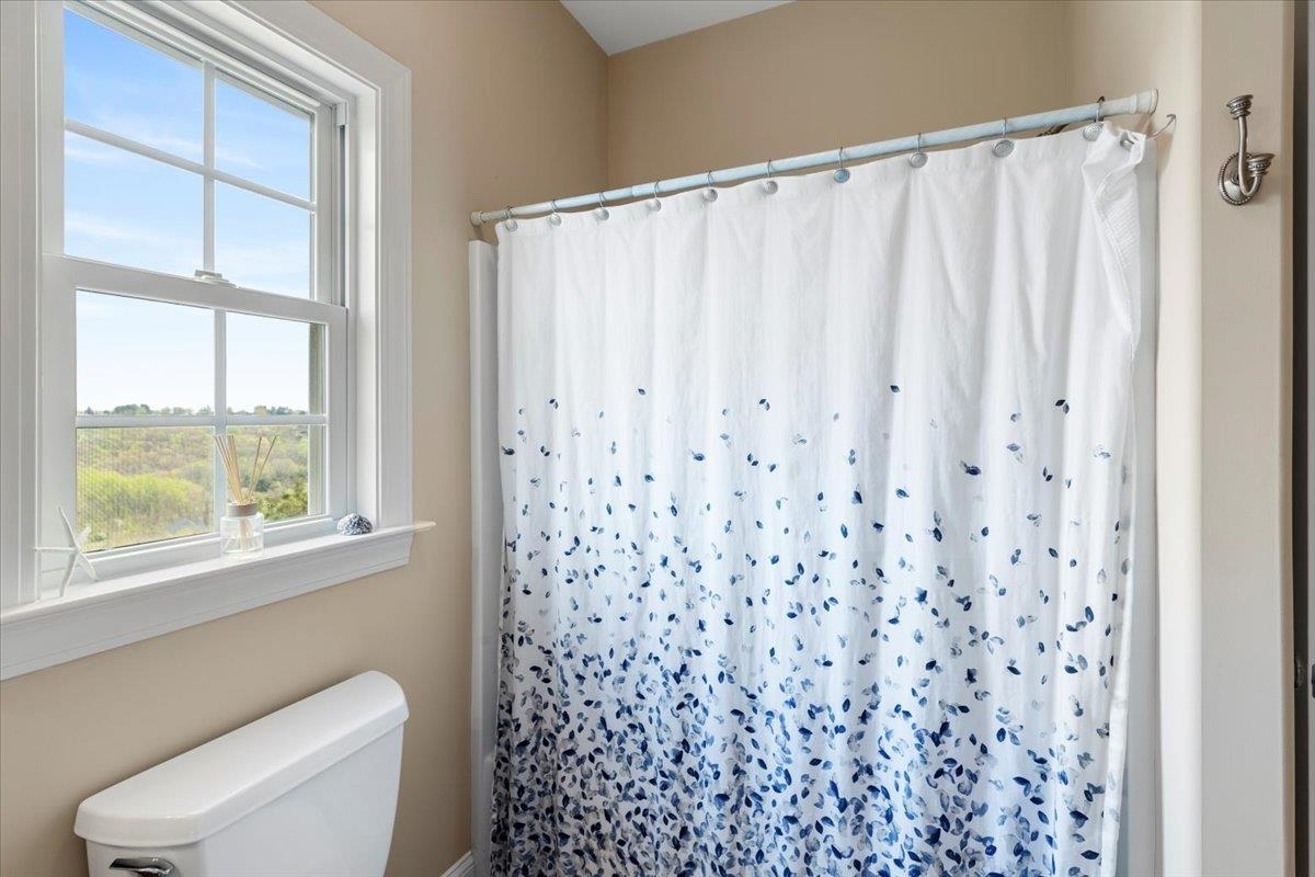 412 STERLING HEIGHTS Lane