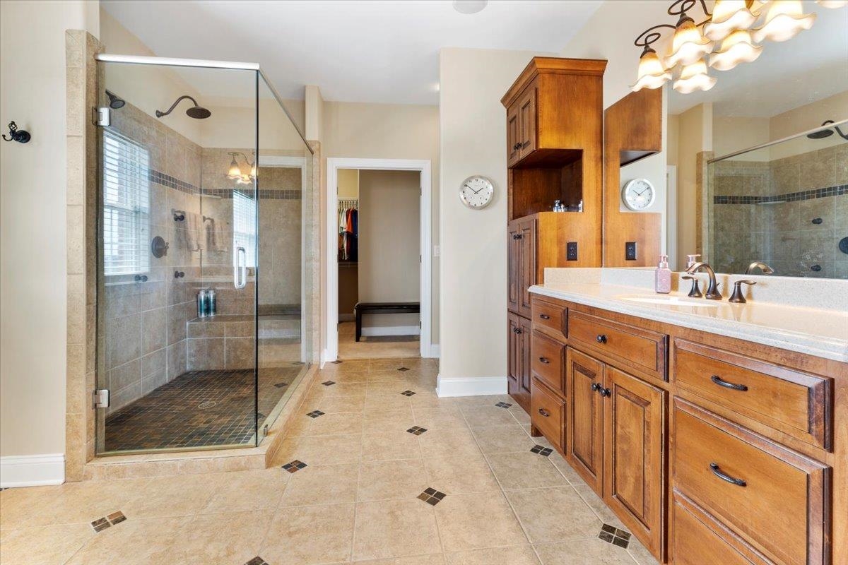 412 STERLING HEIGHTS Lane