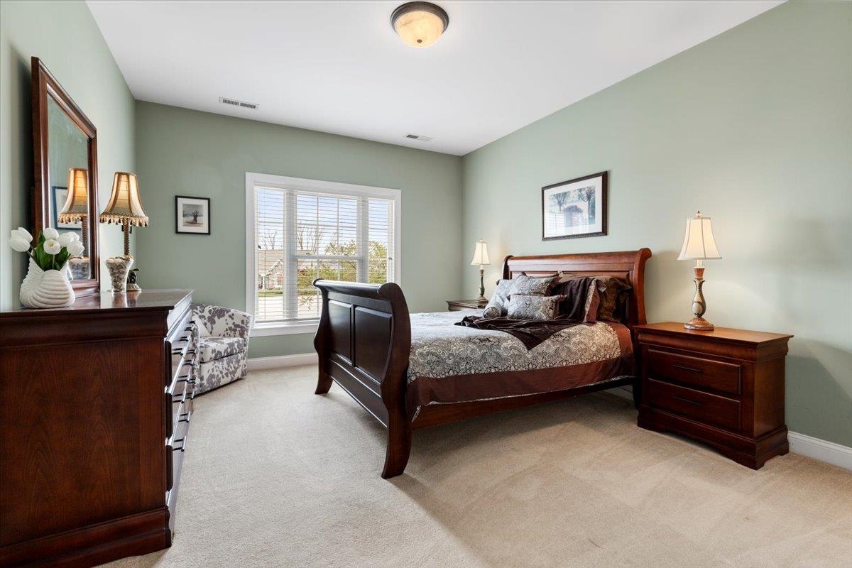 412 STERLING HEIGHTS Lane