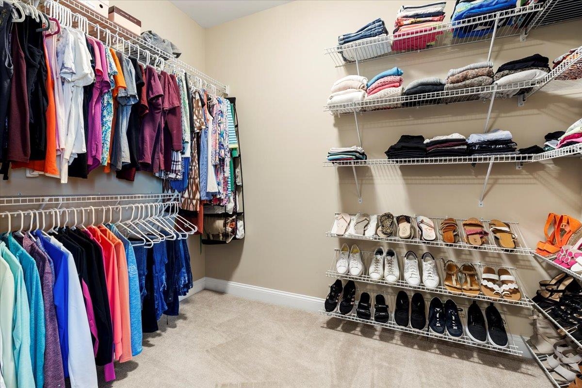 412 STERLING HEIGHTS Lane