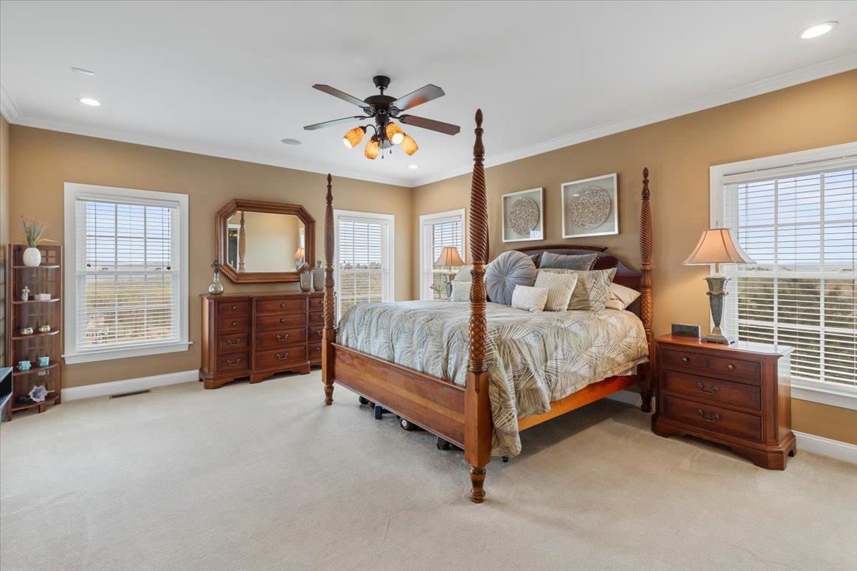 412 STERLING HEIGHTS Lane