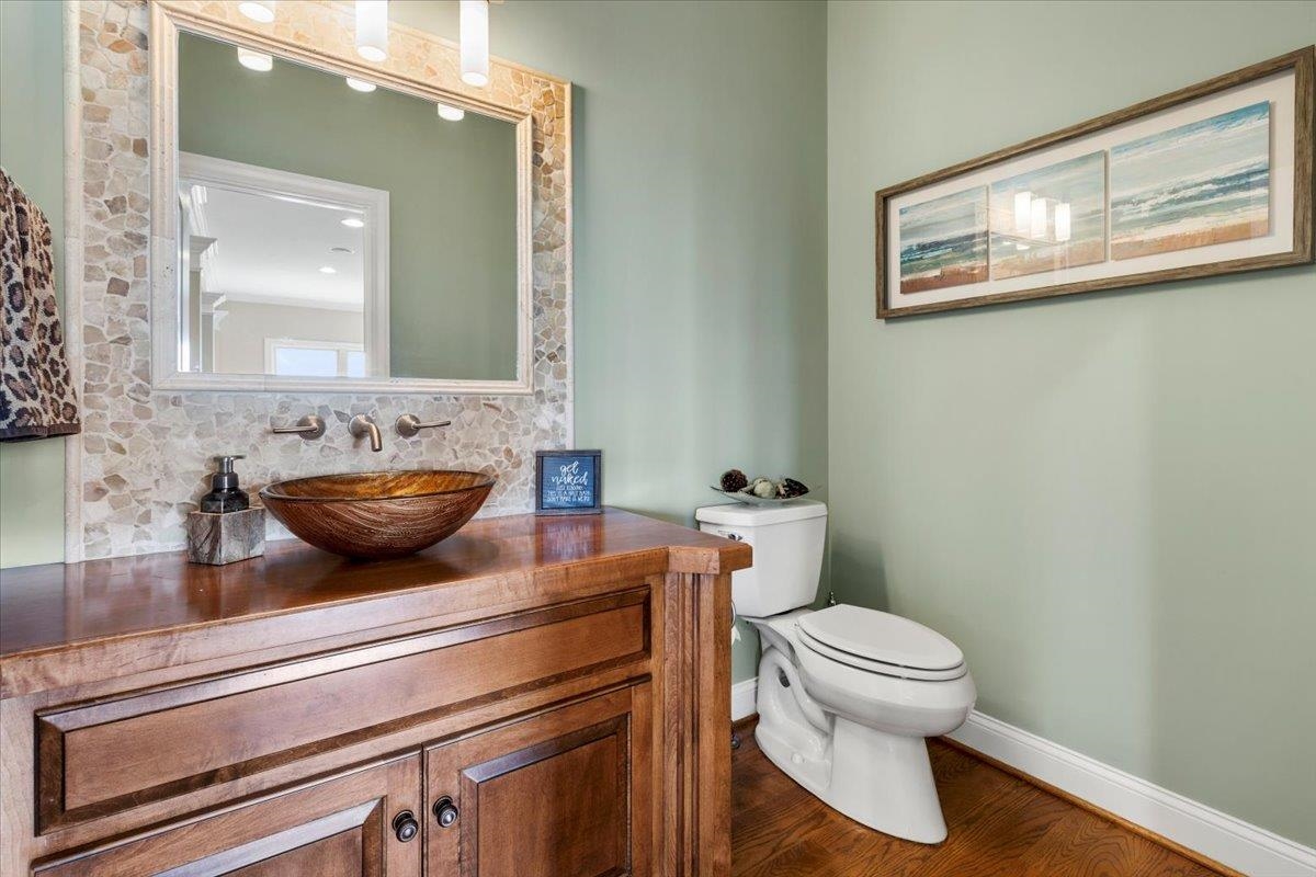 412 STERLING HEIGHTS Lane