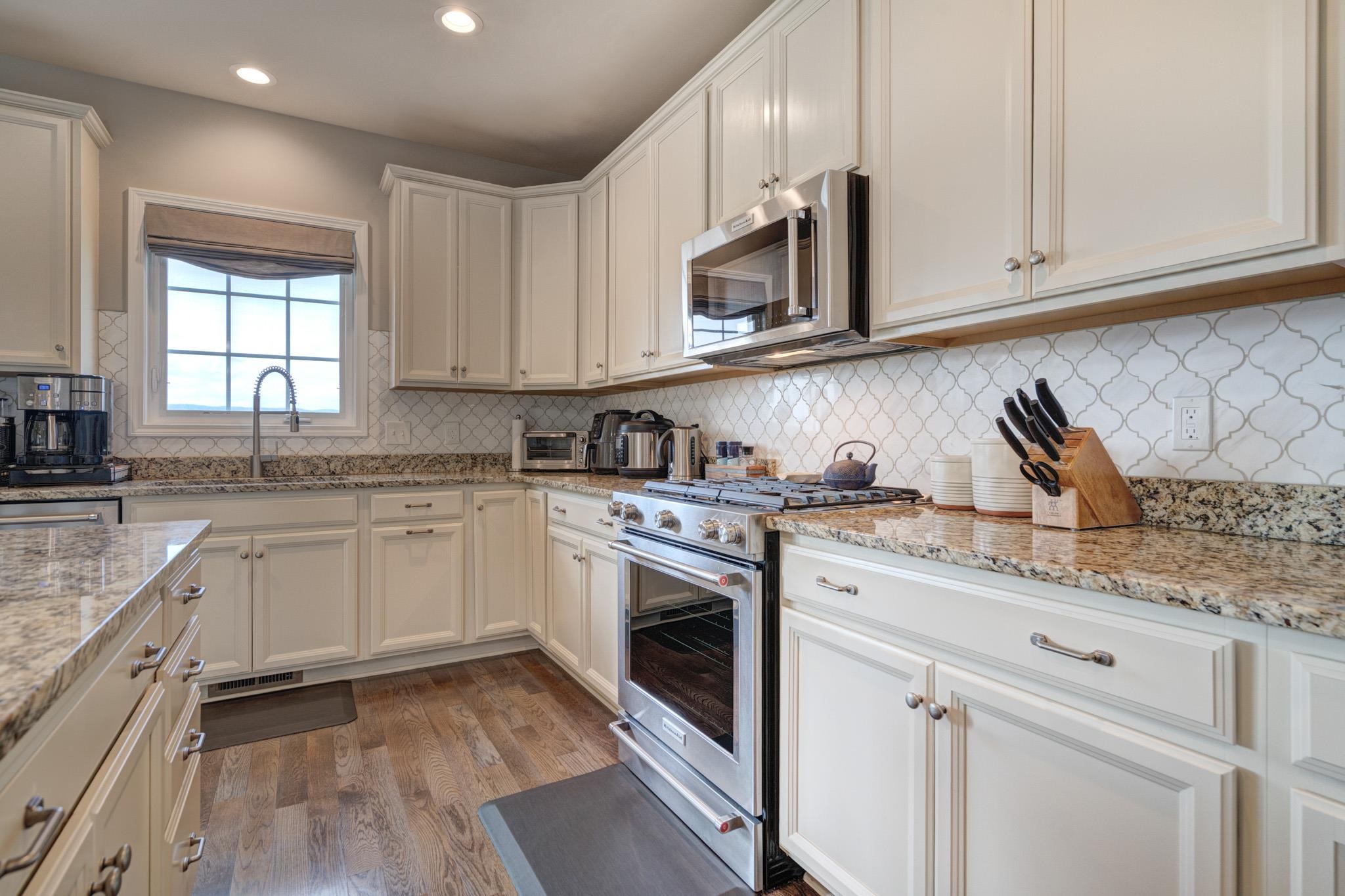 2301 Scenic Ridge Circle