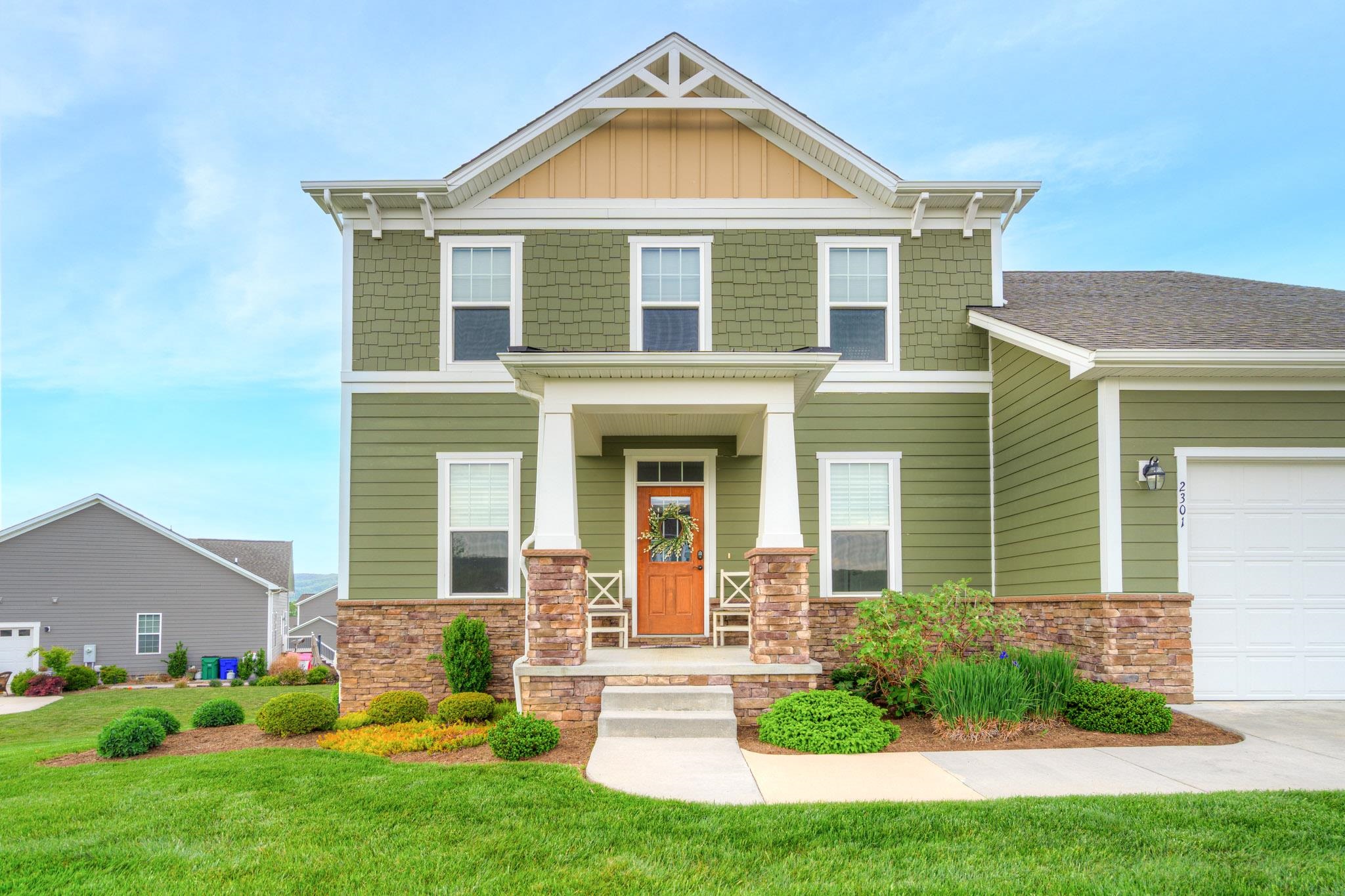 2301 Scenic Ridge Circle