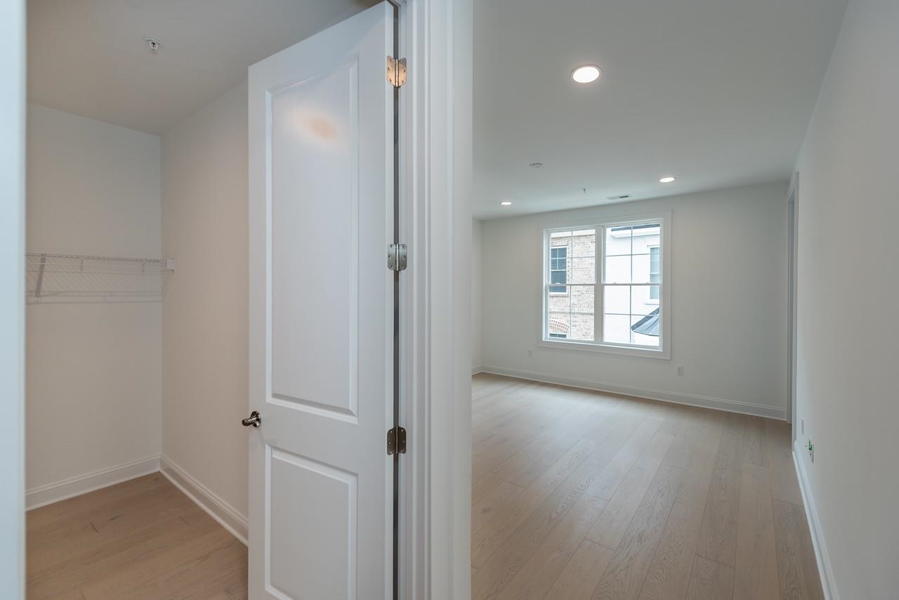 414 Midtown Way 123B