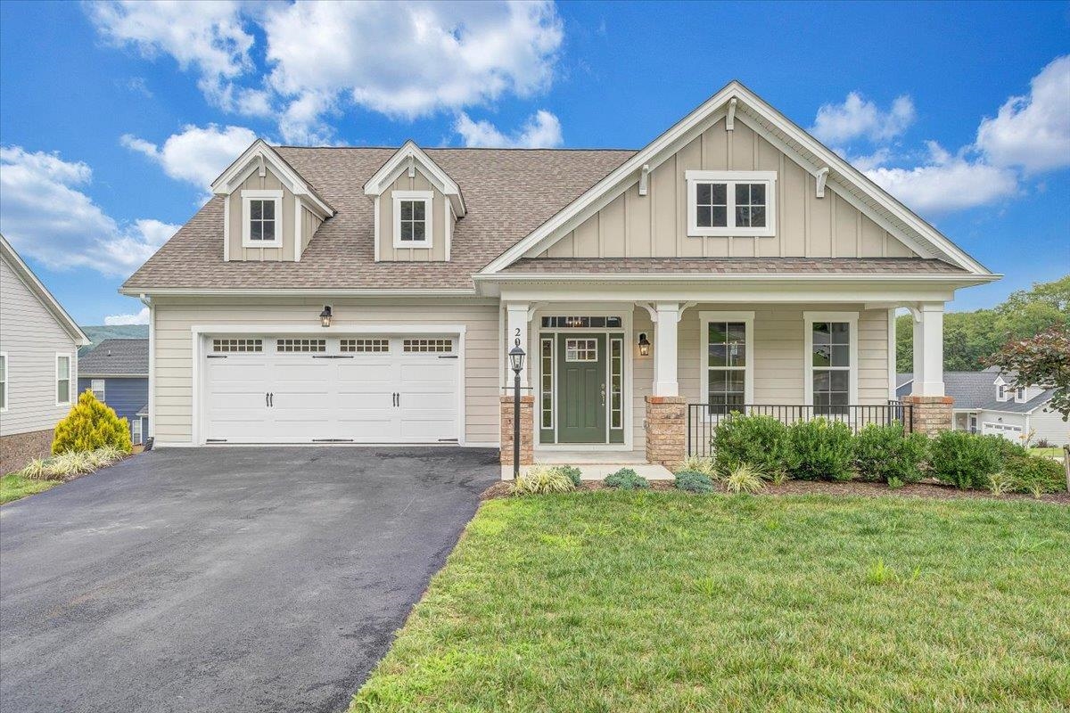 1381 Casteele Court