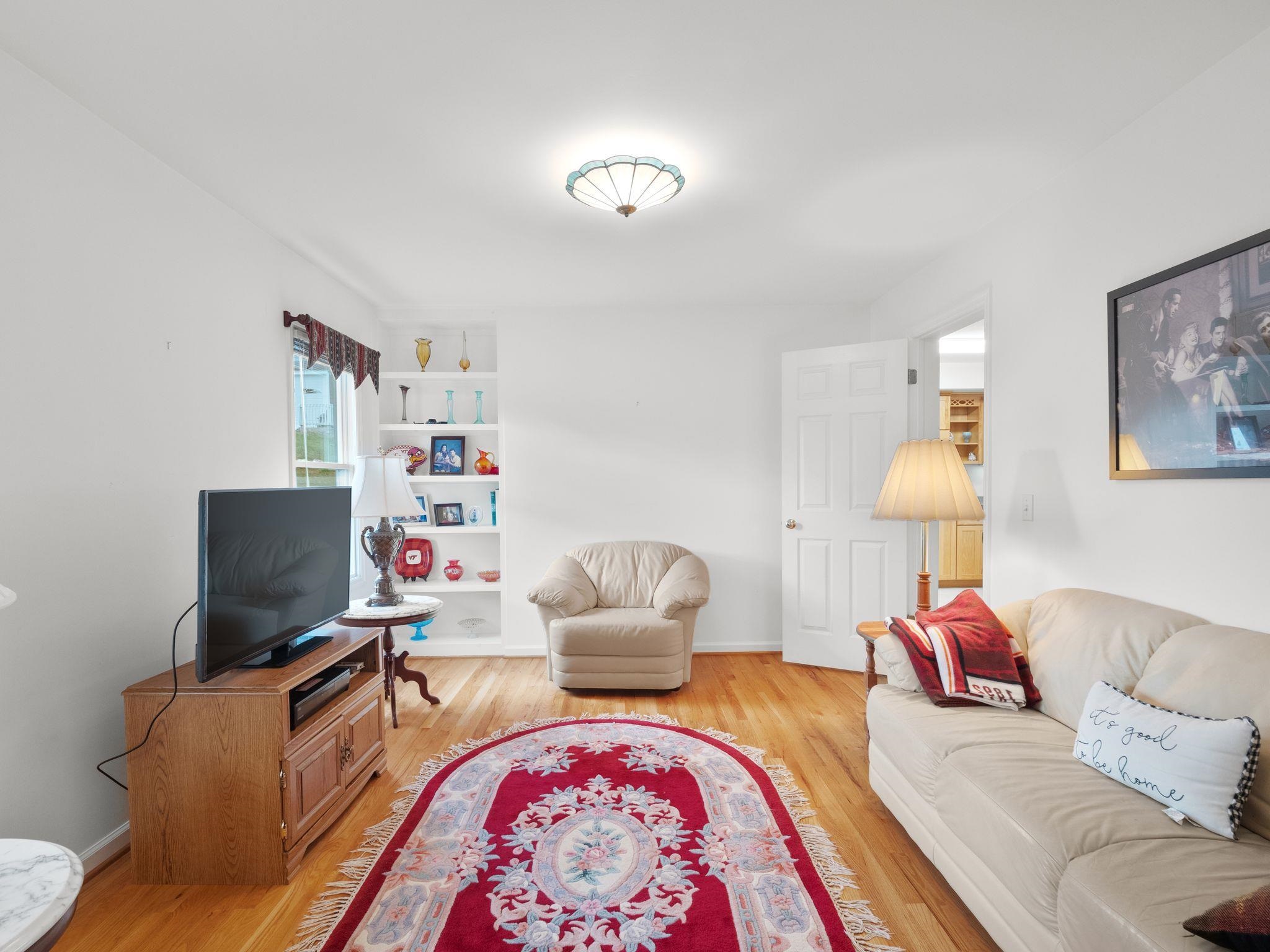 1850 MOUNTAINSIDE Drive