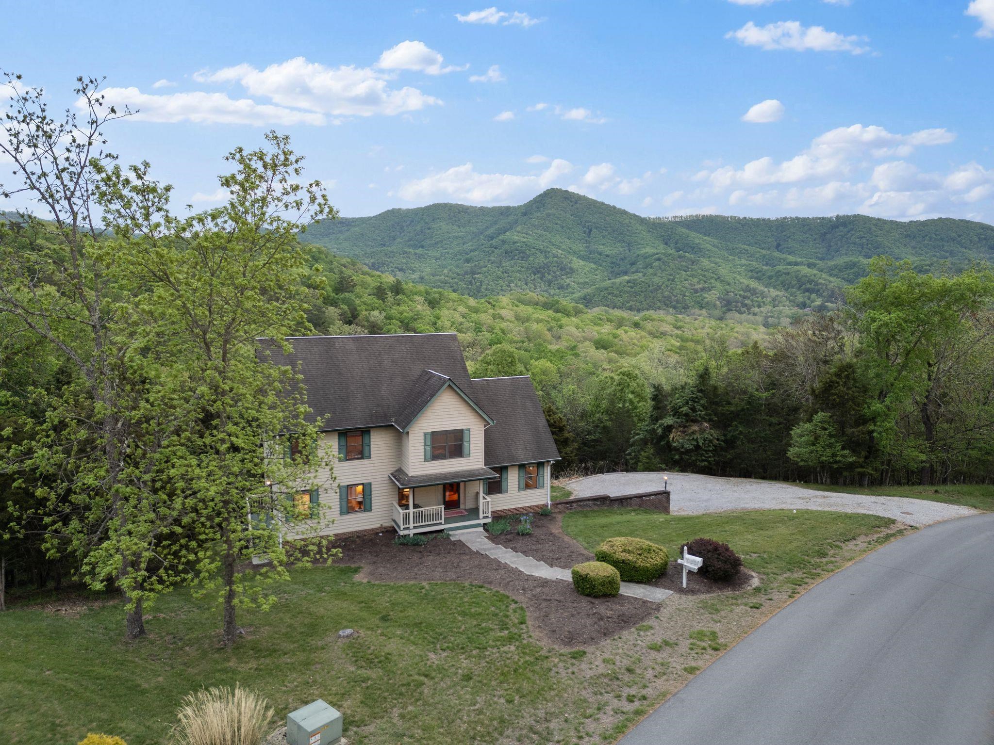 1850 MOUNTAINSIDE Drive