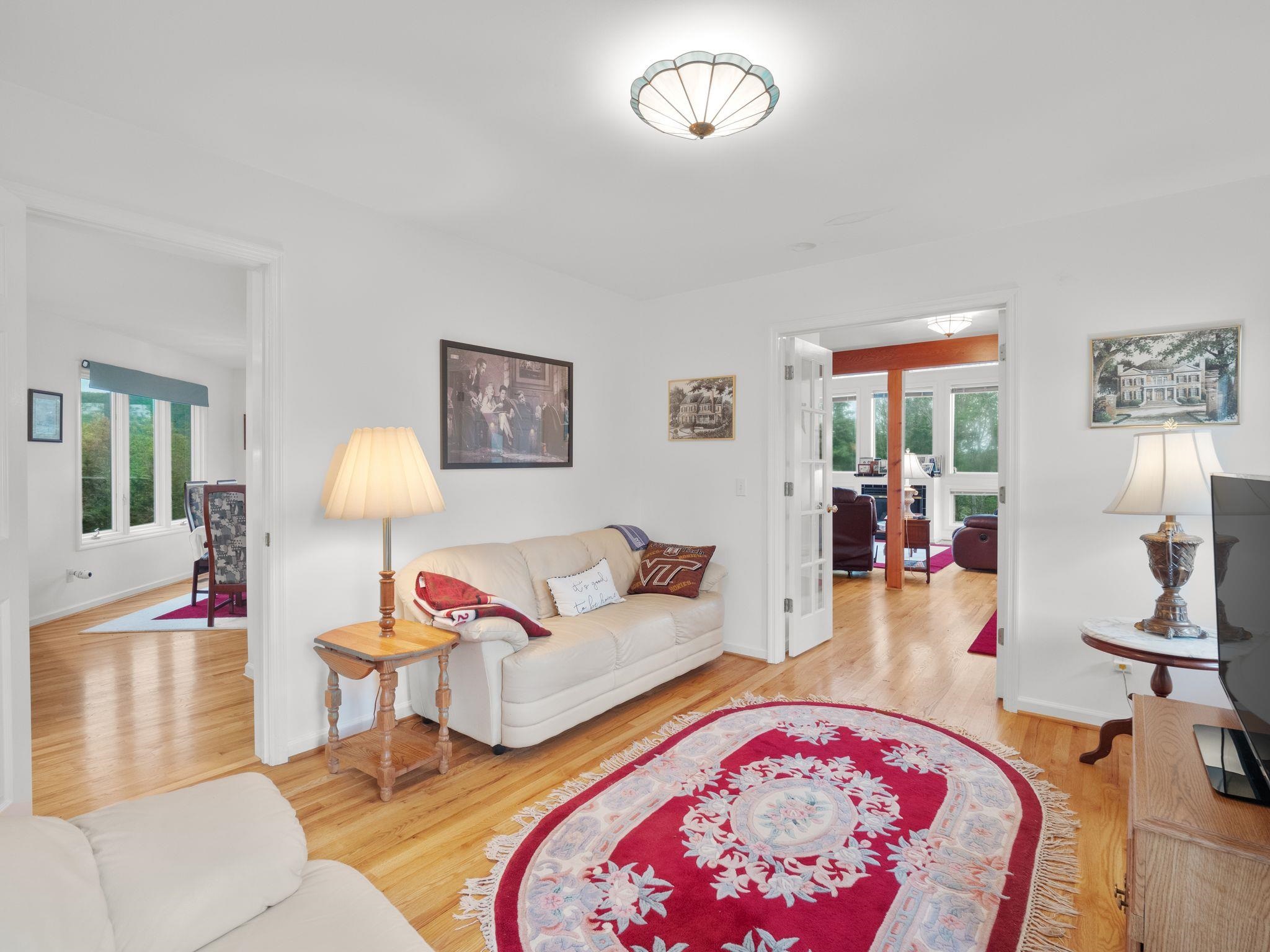 1850 MOUNTAINSIDE Drive