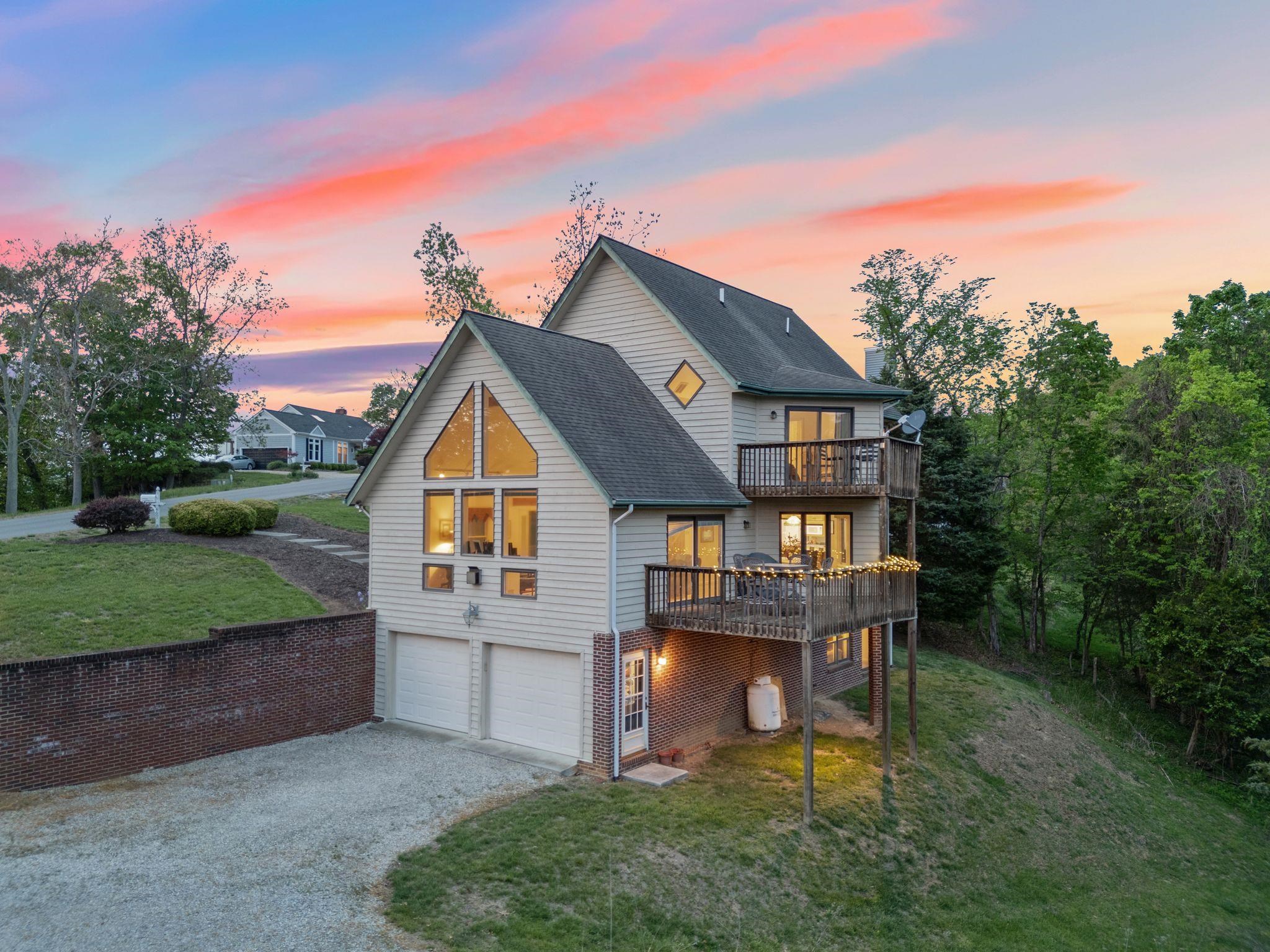 1850 MOUNTAINSIDE Drive