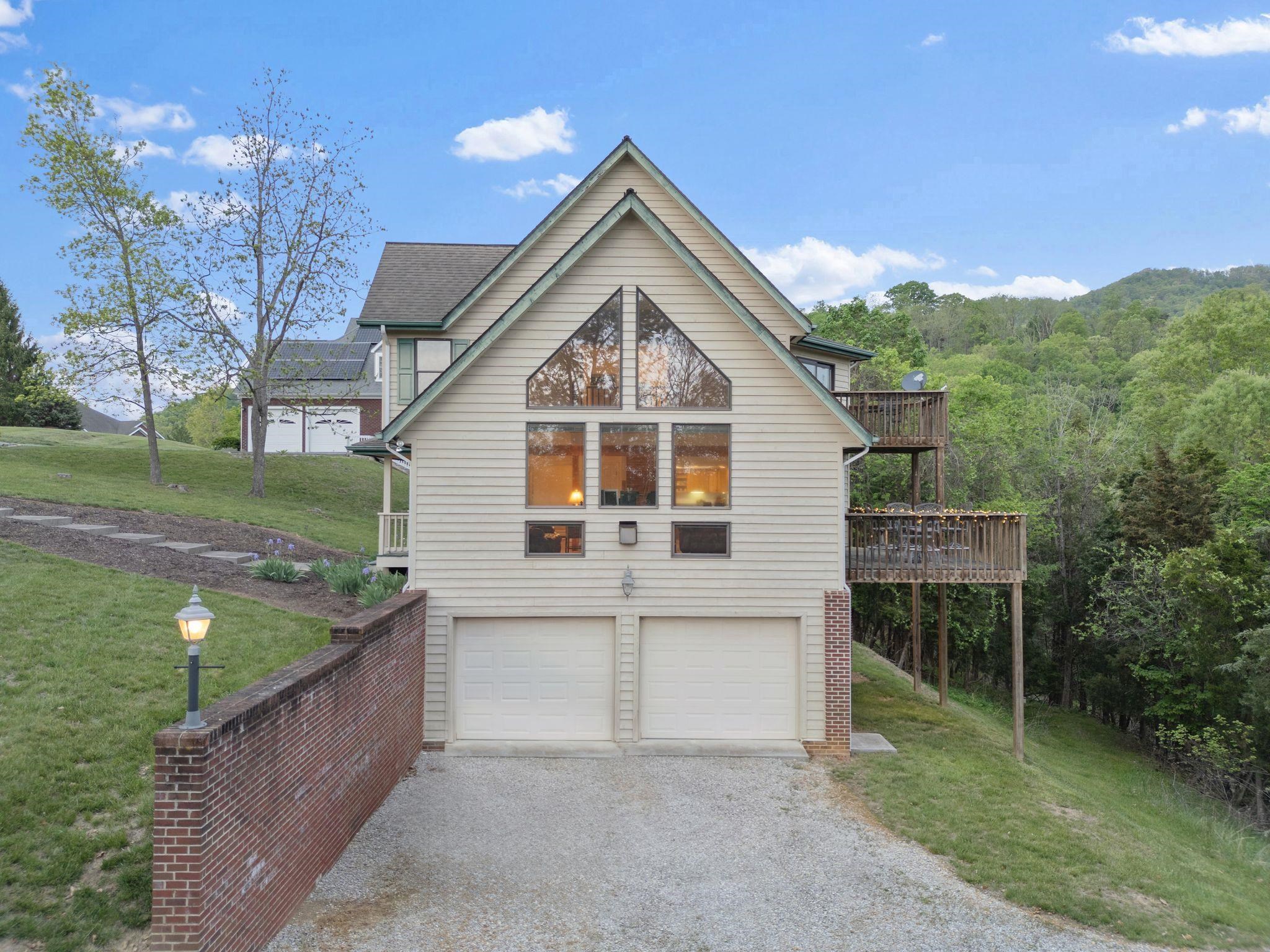 1850 MOUNTAINSIDE Drive