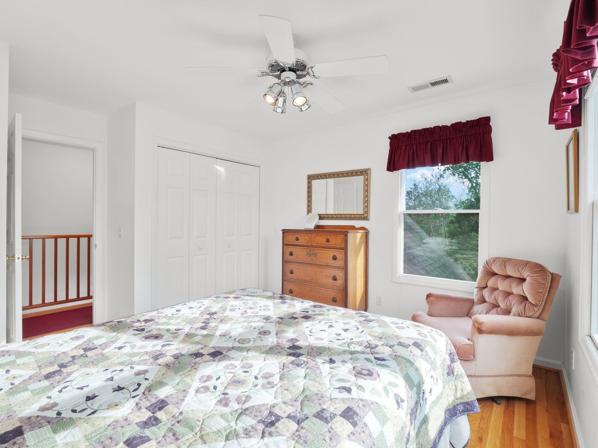 1850 MOUNTAINSIDE Drive