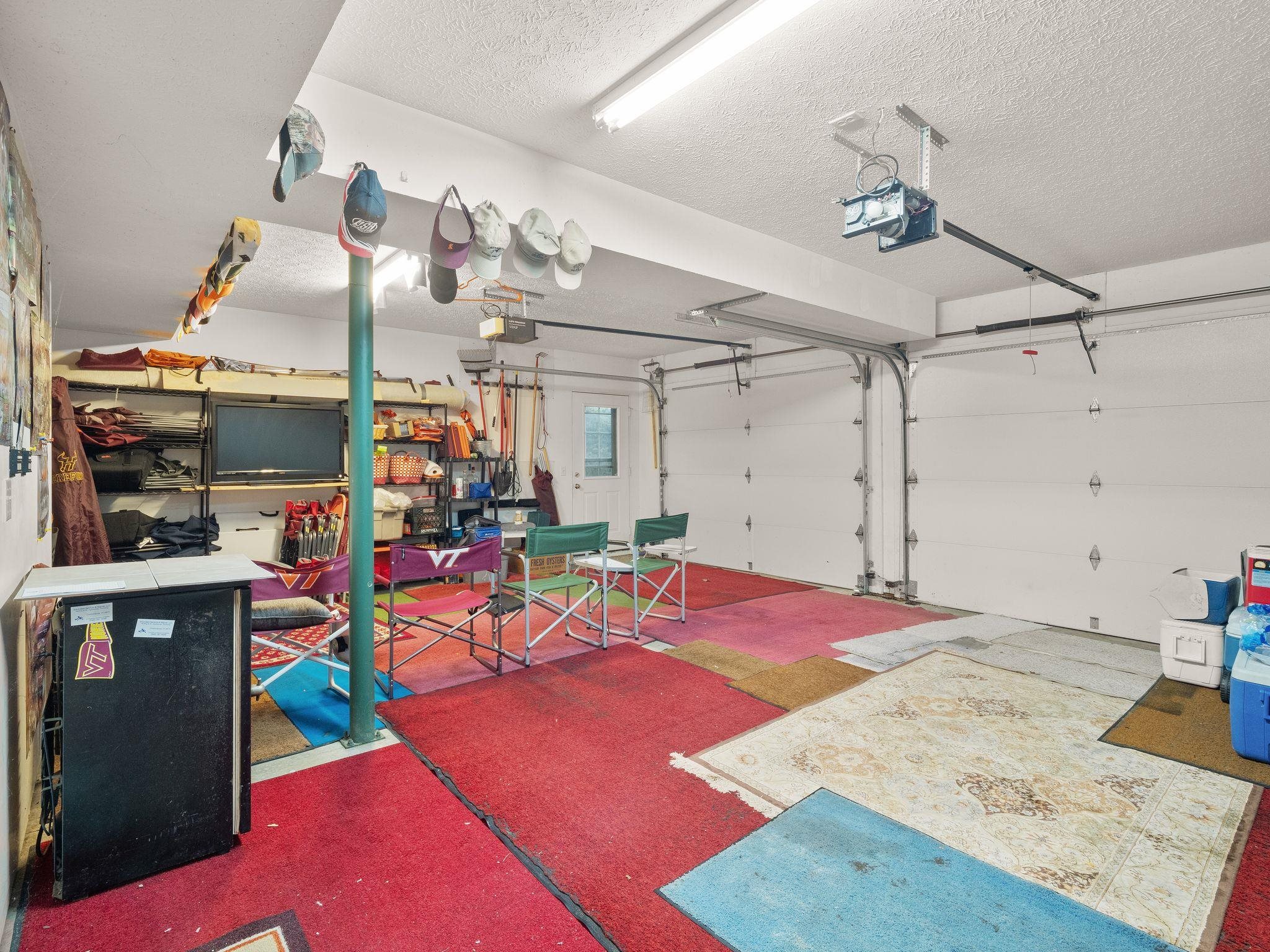 1850 MOUNTAINSIDE Drive