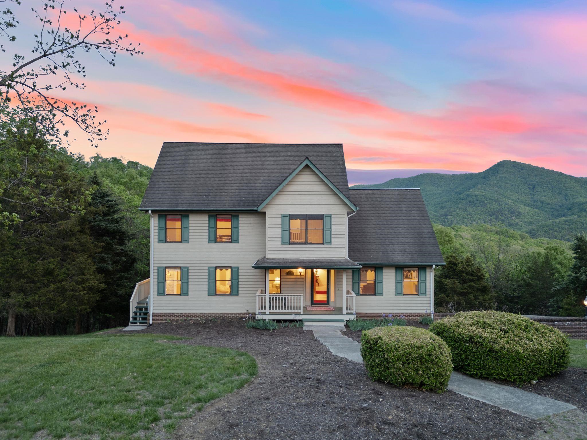 1850 MOUNTAINSIDE Drive