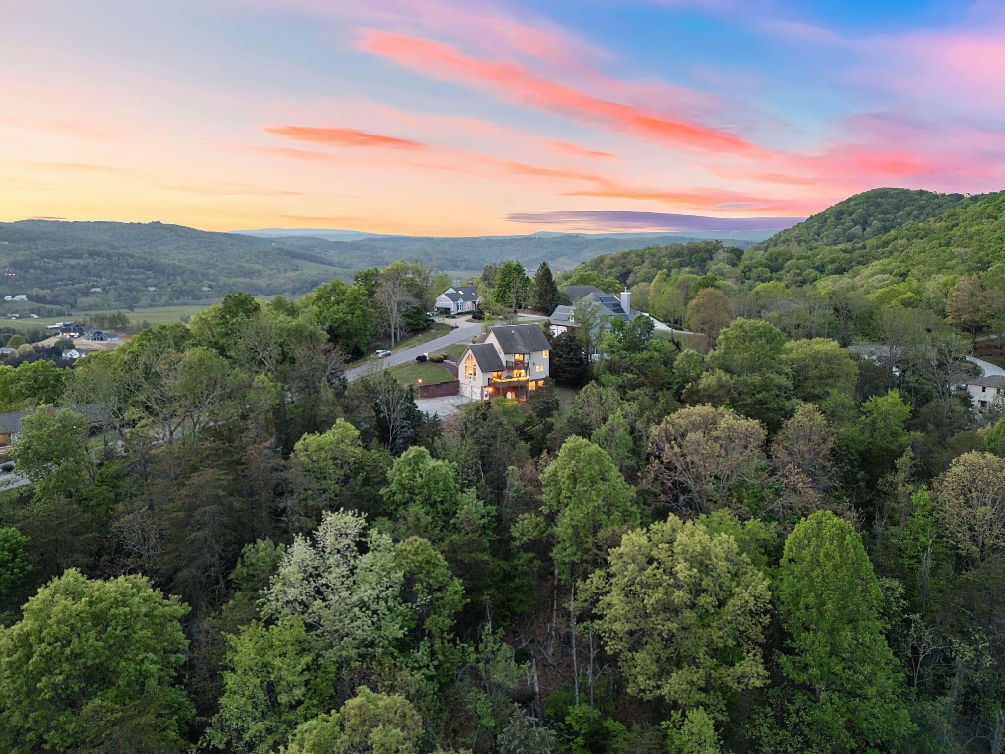 1850 MOUNTAINSIDE Drive