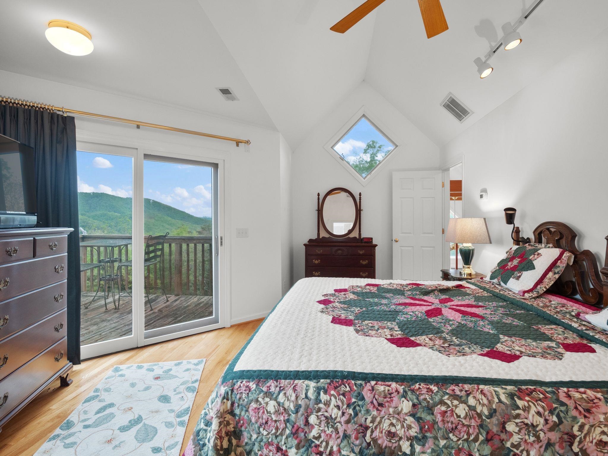 1850 MOUNTAINSIDE Drive