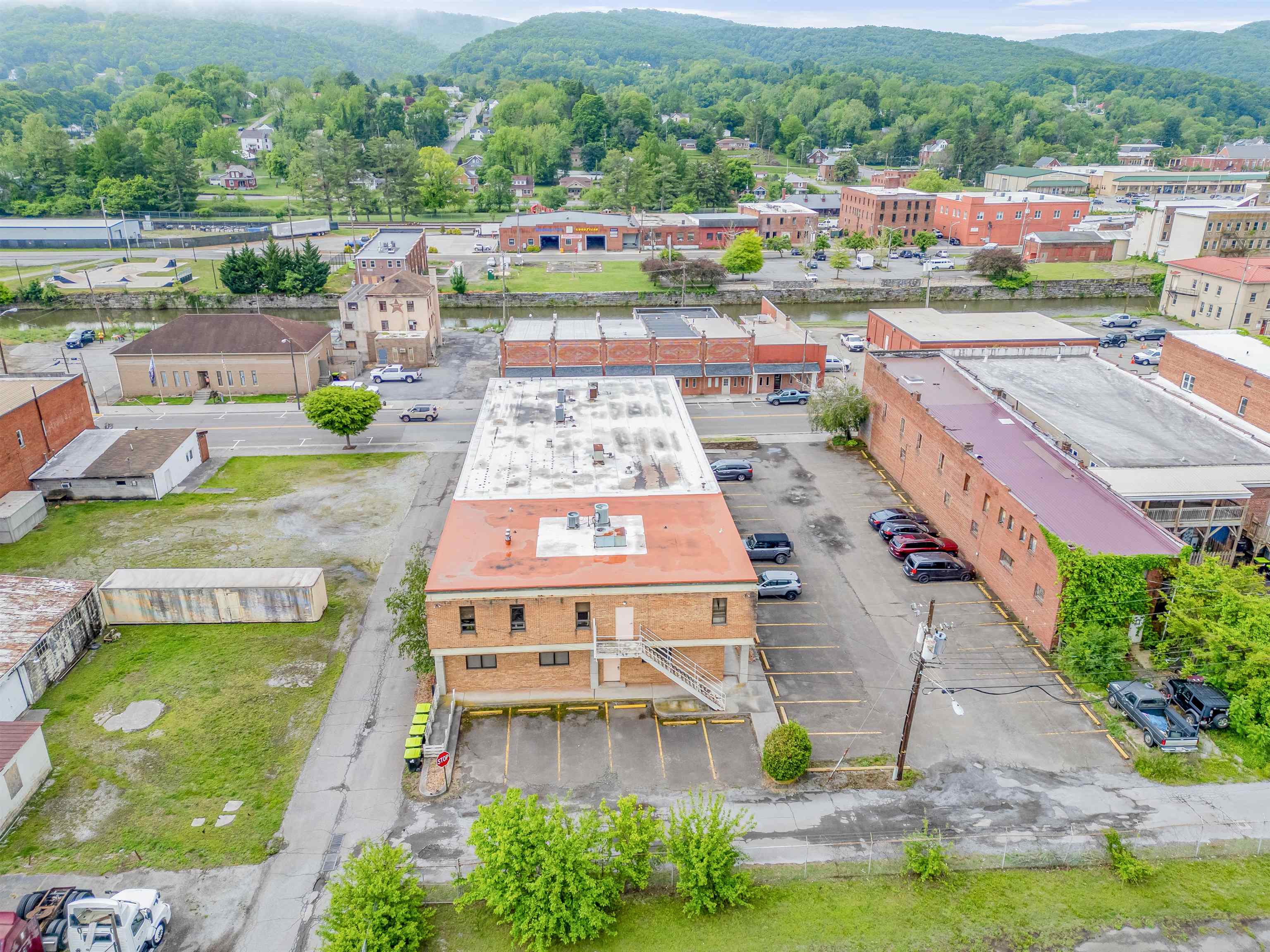 65 E MAIN Street