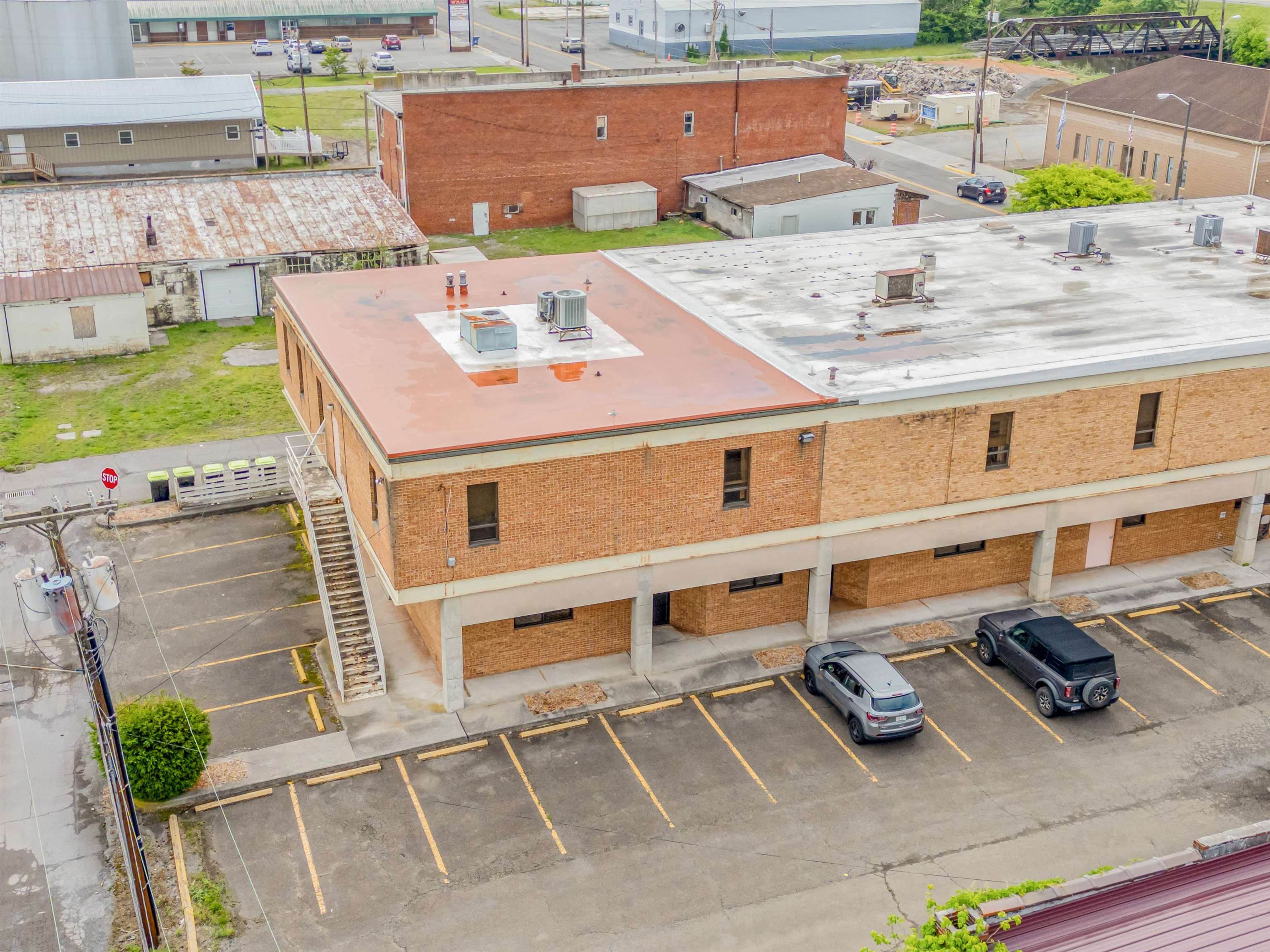 65 E MAIN Street