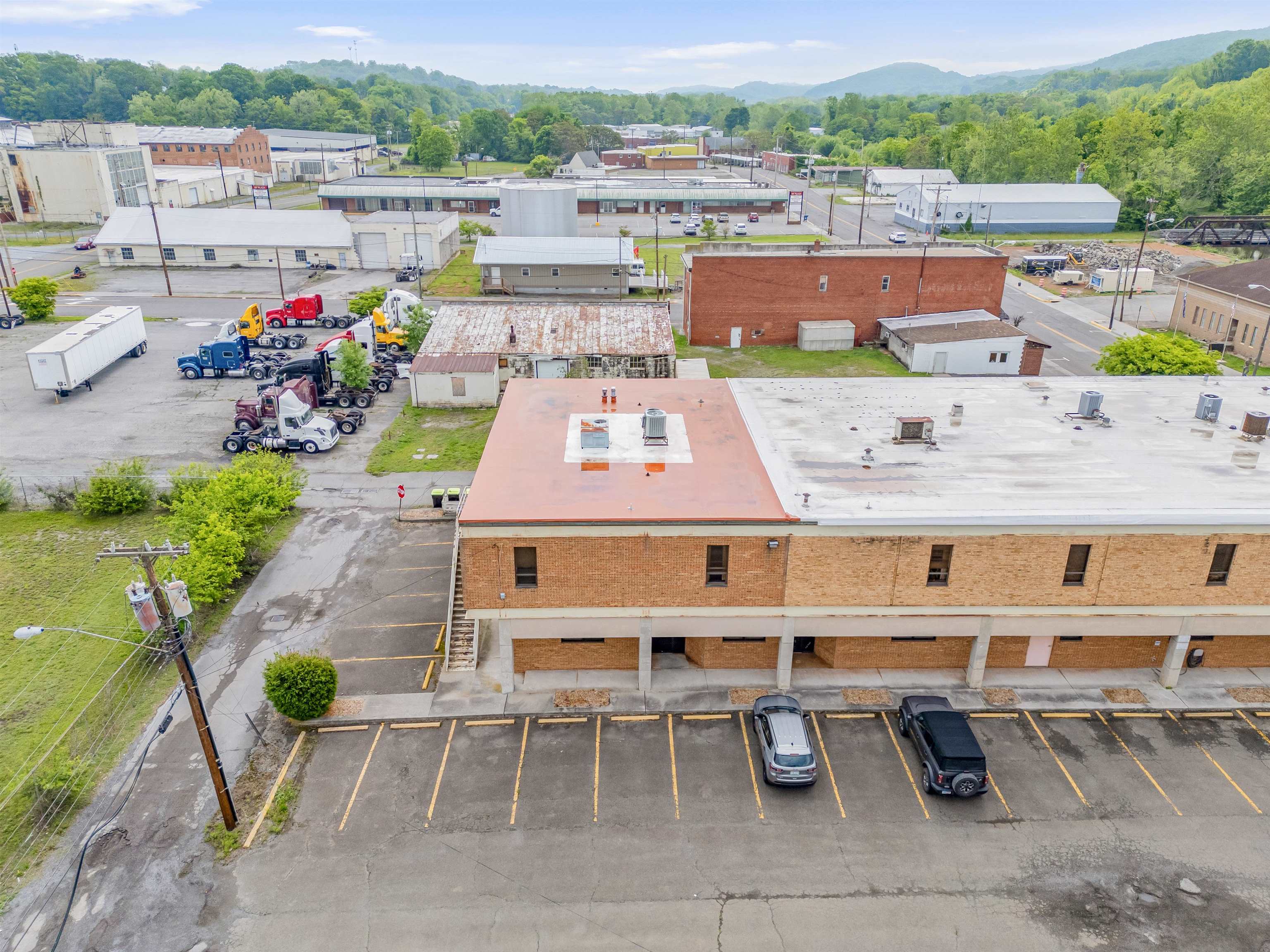 65 E MAIN Street