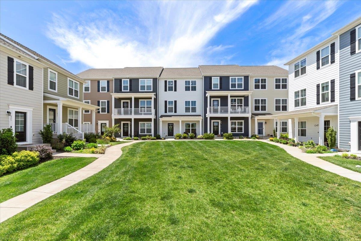 465 John Adams Dr Drive