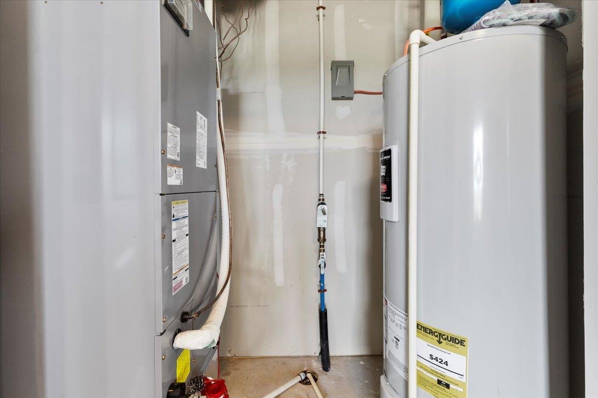 465 John Adams Dr Drive