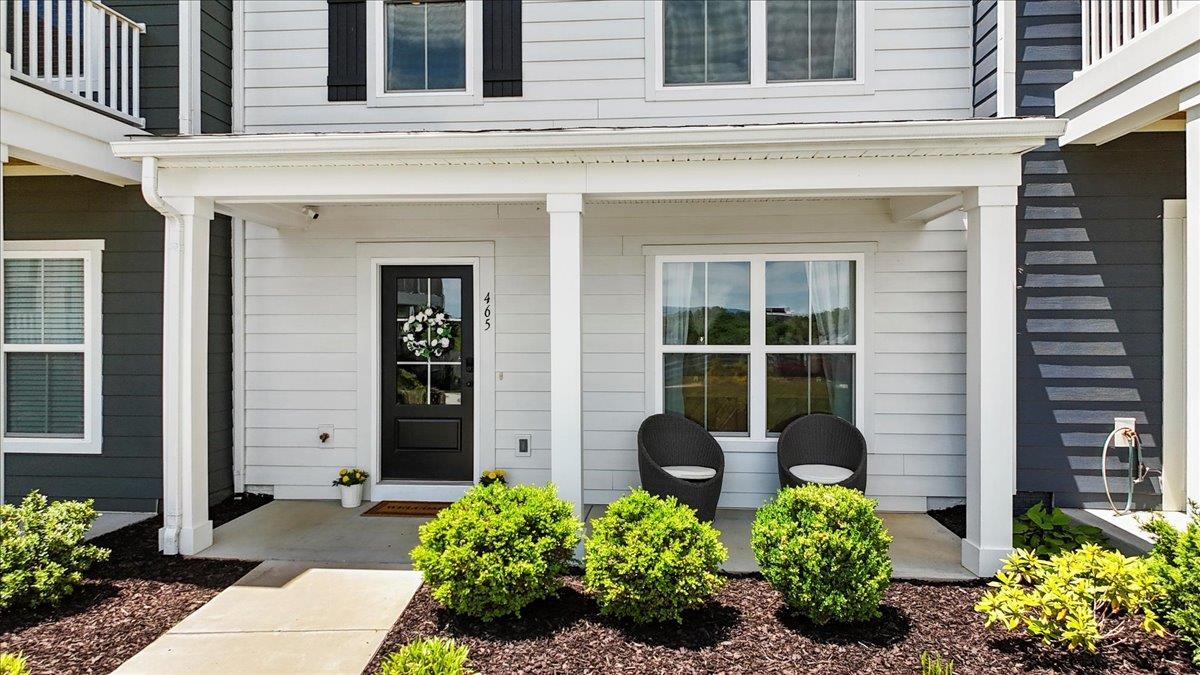 465 John Adams Dr Drive