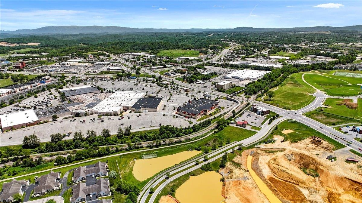 465 John Adams Dr Drive