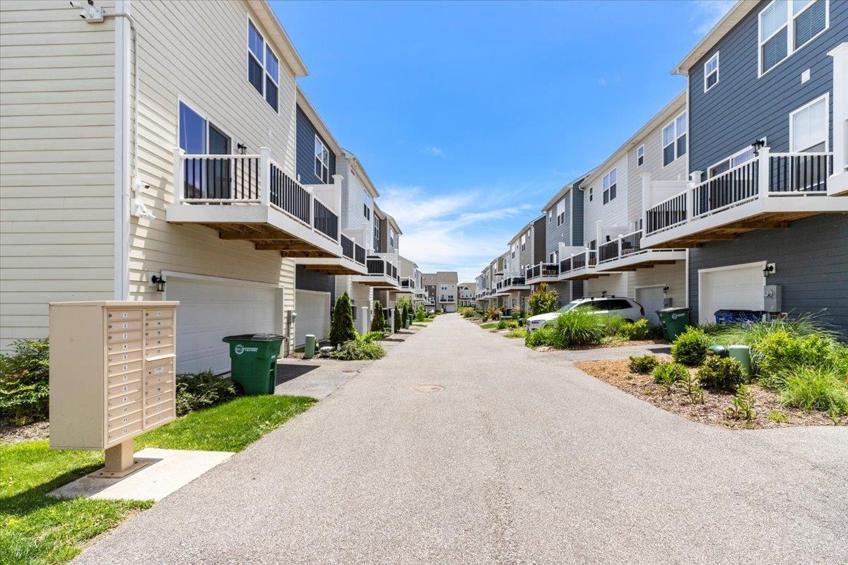 465 John Adams Dr Drive