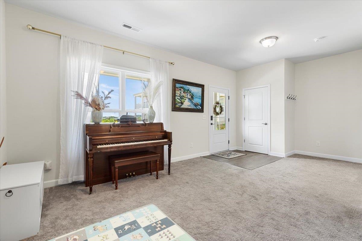 465 John Adams Dr Drive